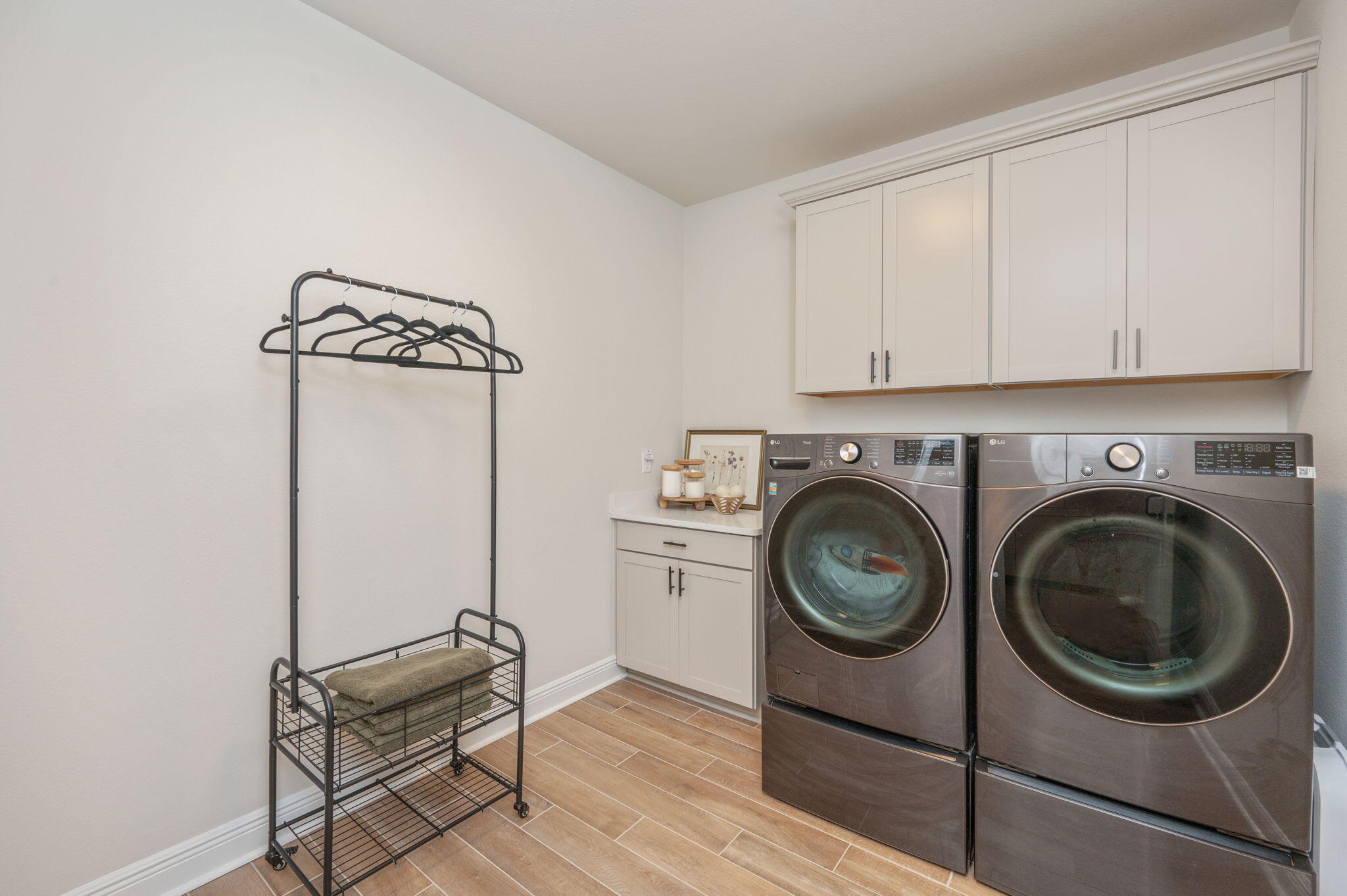 HAMMOCK BAY - STARBURST - Residential