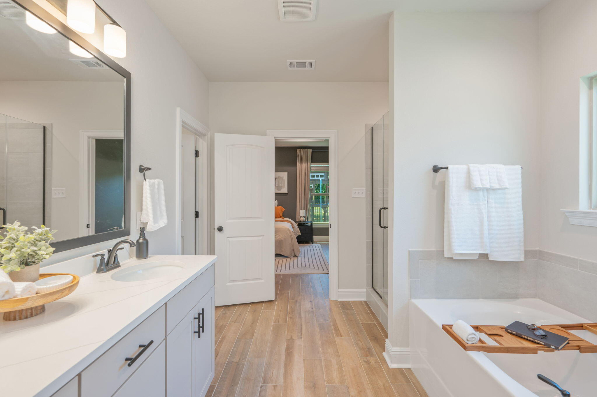 HAMMOCK BAY - STARBURST - Residential