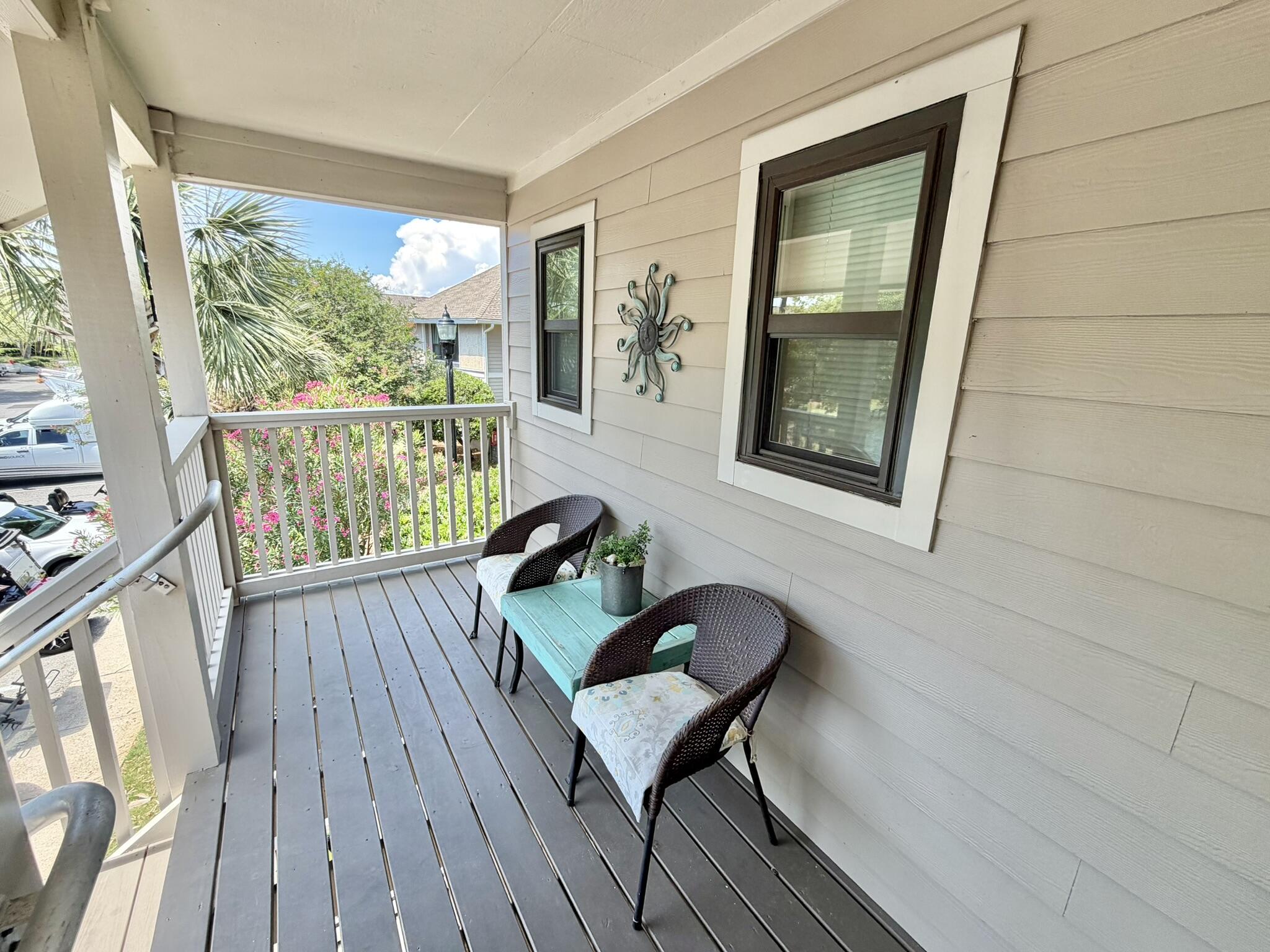 811 Harbour Point Drive 811