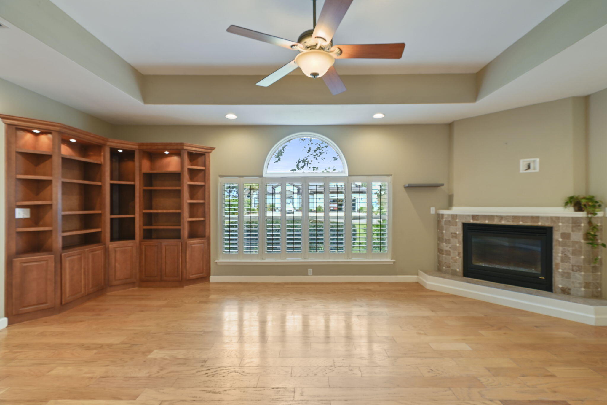 543 Shelter Cove Drive