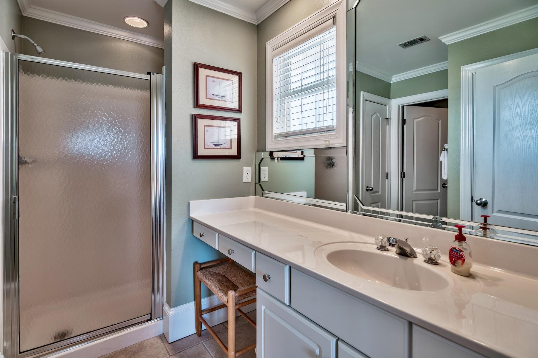 BLUE MOUNTAIN BEACH - Residential