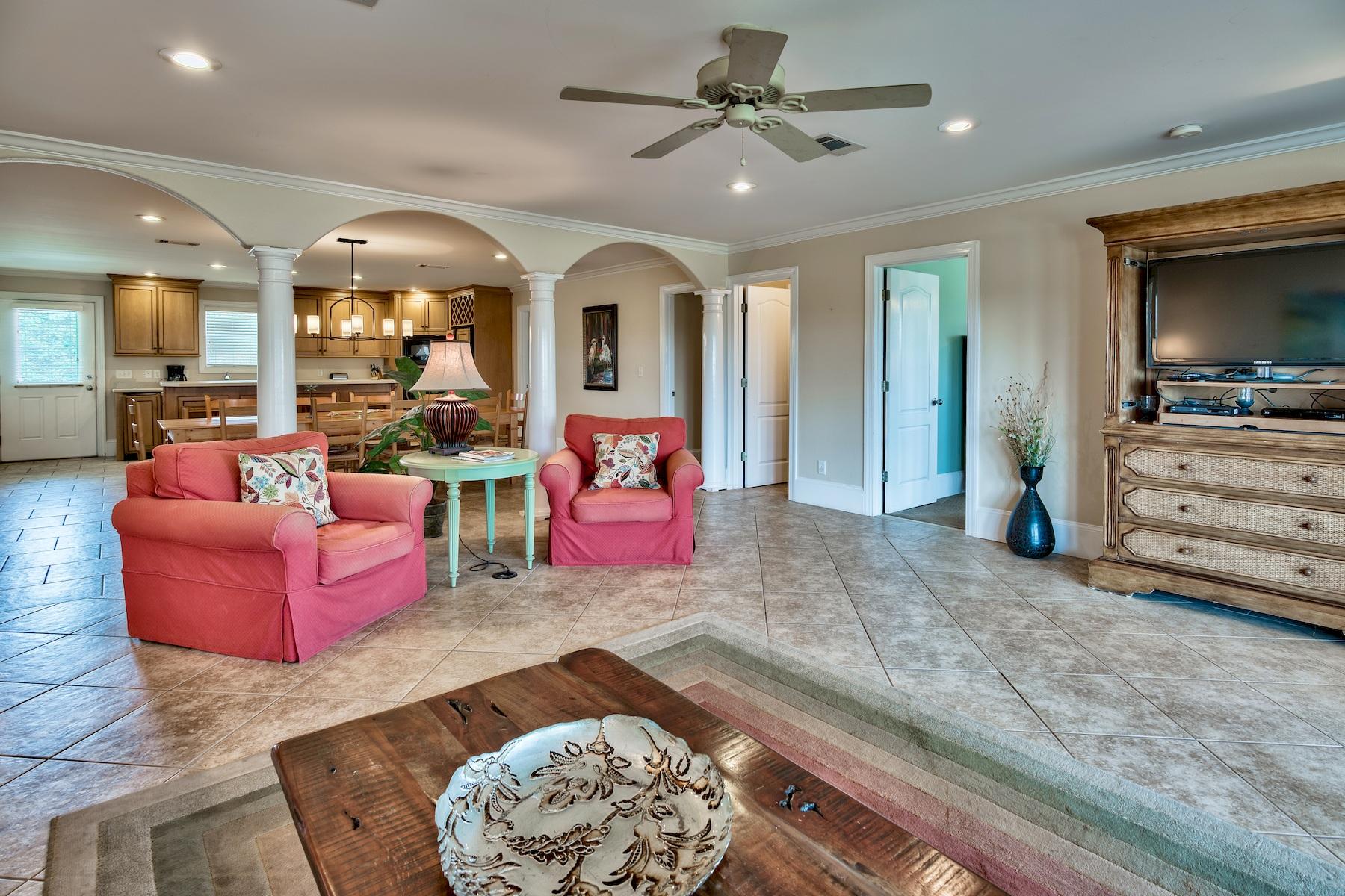 BLUE MOUNTAIN BEACH - Residential