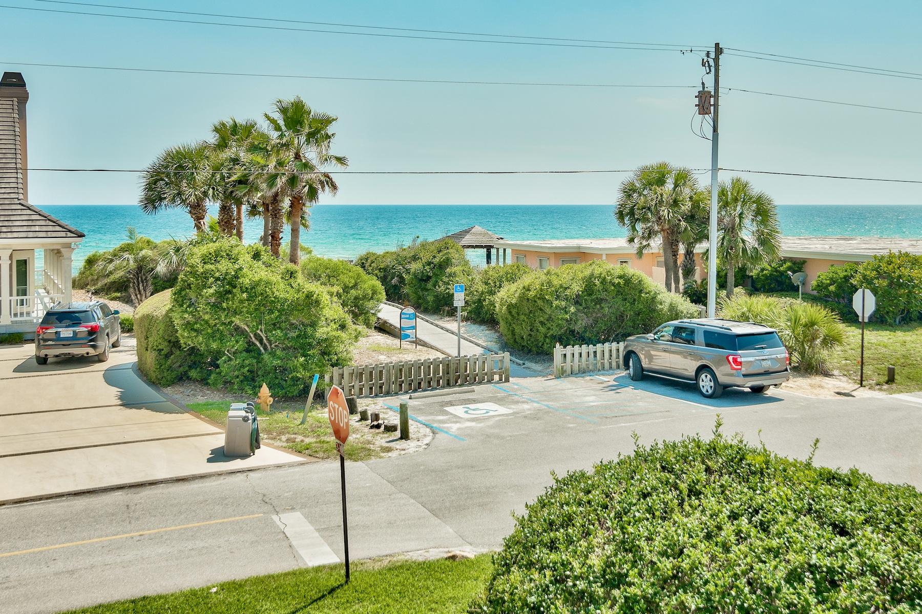 BLUE MOUNTAIN BEACH - Residential