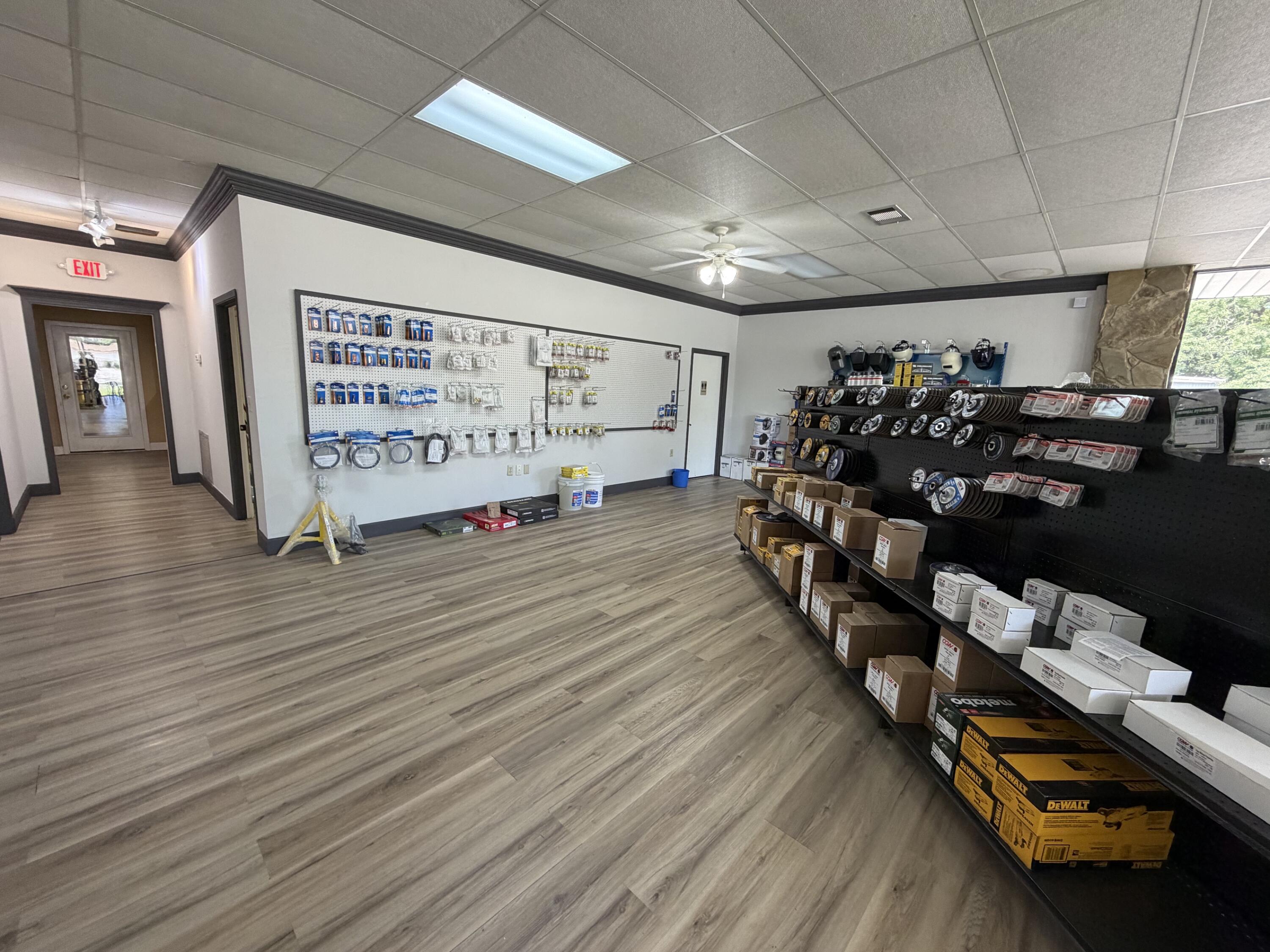 431 NW Racetrack Road