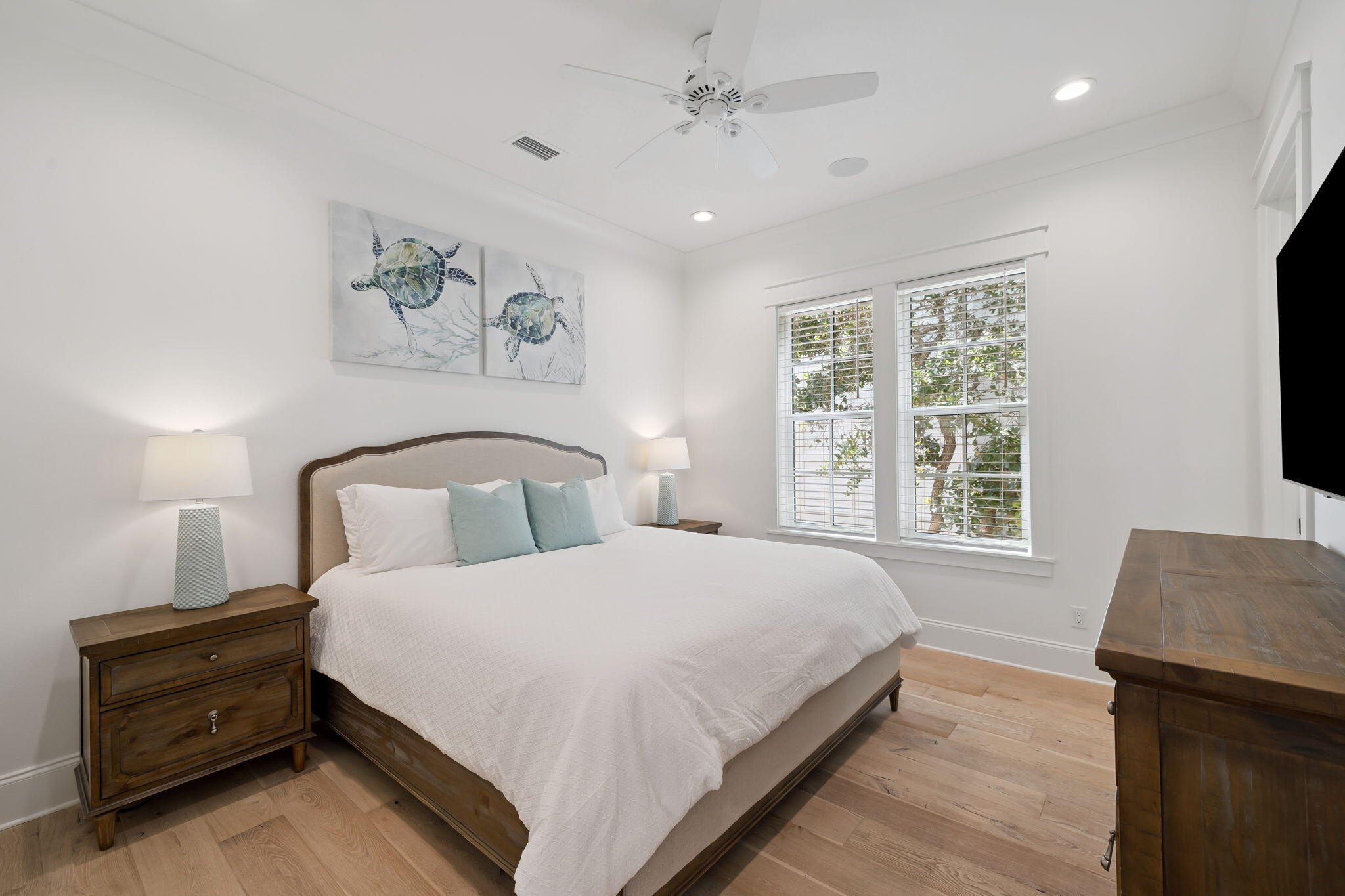 BLUE MOUNTAIN BEACH - Residential