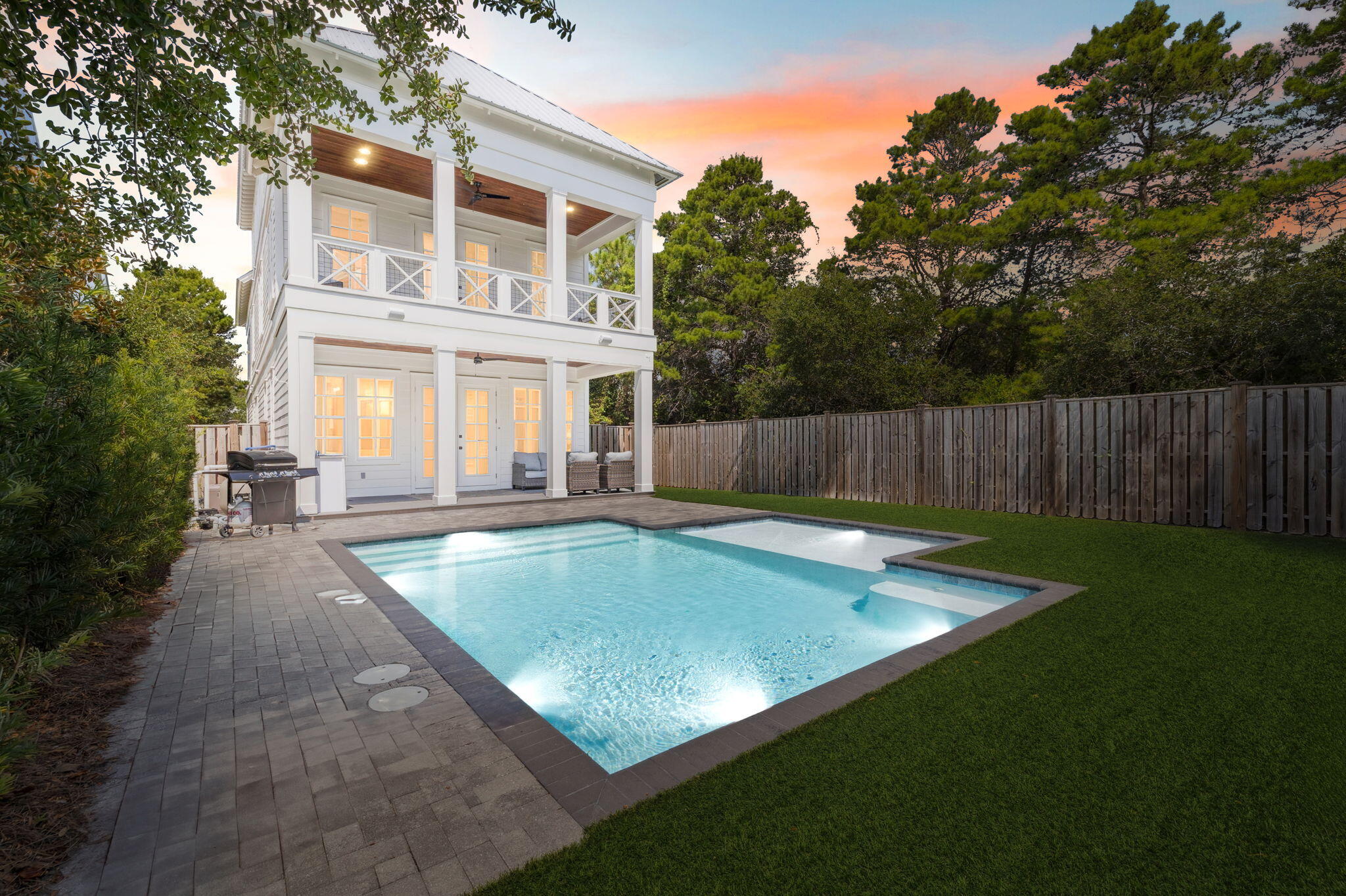 BLUE MOUNTAIN BEACH - Residential