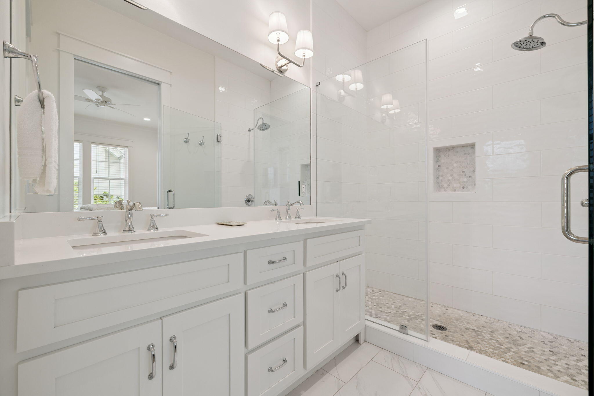 BLUE MOUNTAIN BEACH - Residential