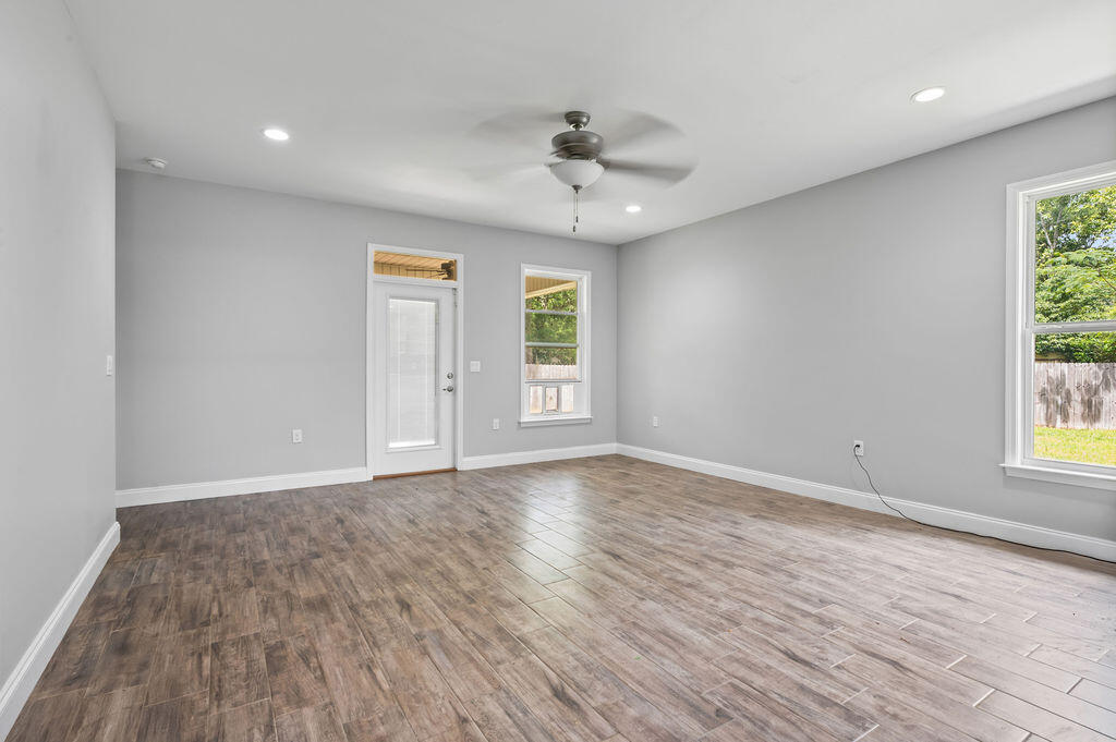 CLOVERDALE S/D - Residential