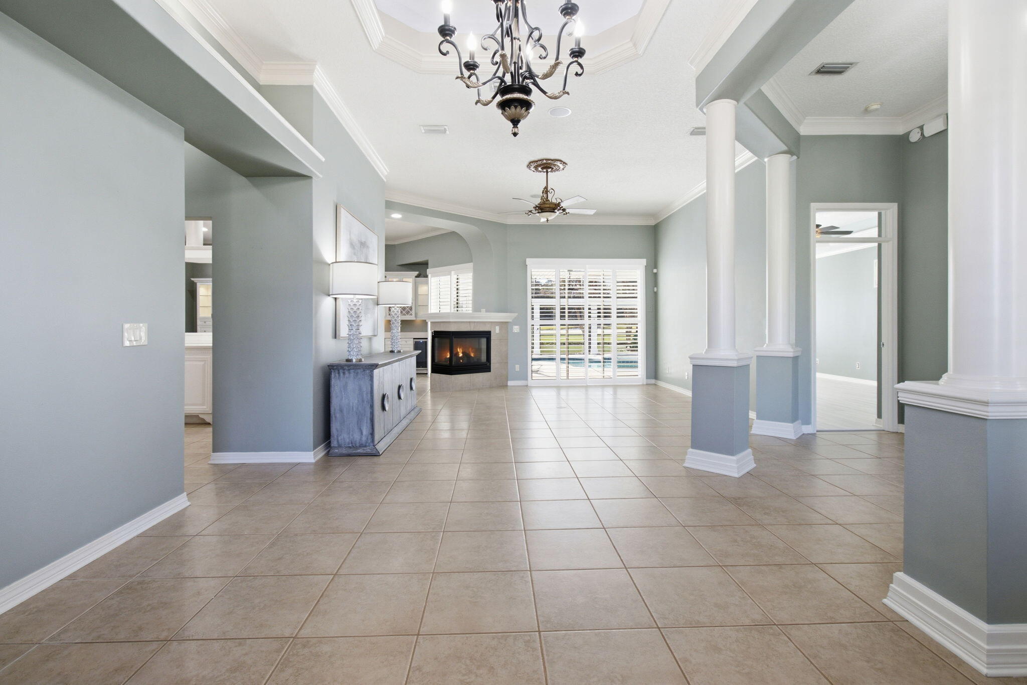 4326 Carriage Lane