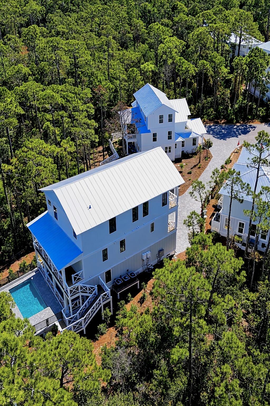 Treetop S/D - Residential