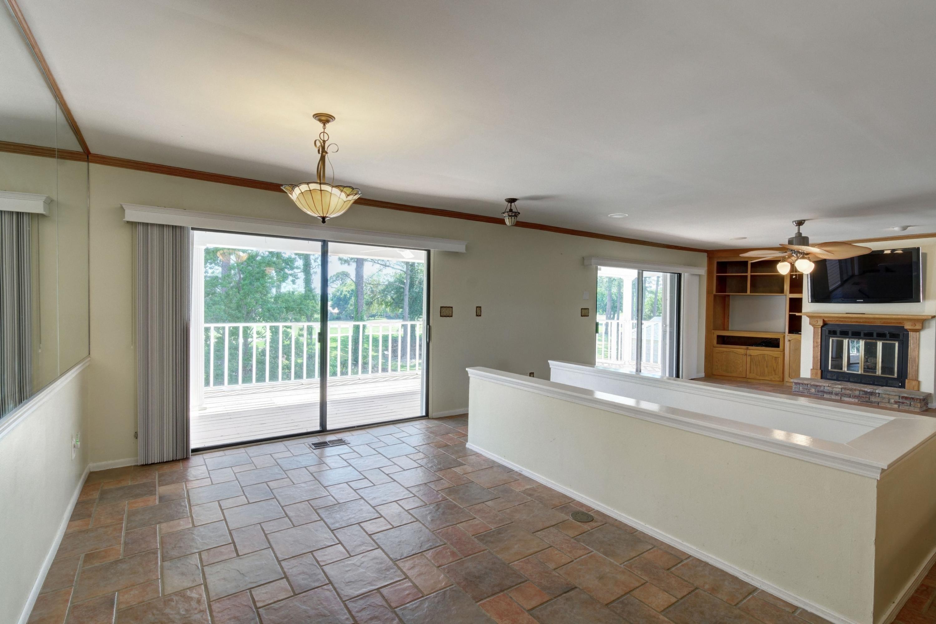 TIGER POINT VILLAGE 1 - 3 - Residential