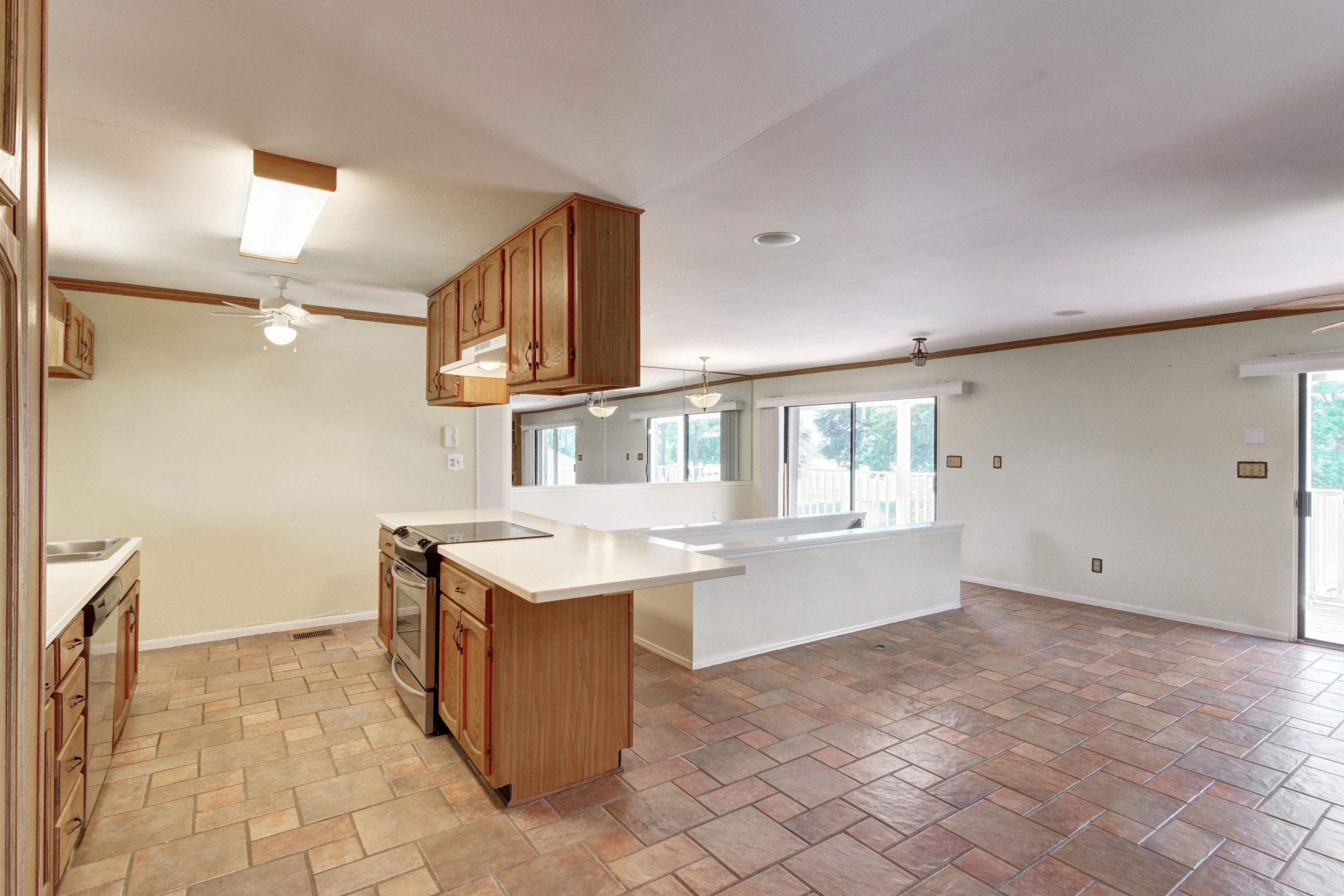 TIGER POINT VILLAGE 1 - 3 - Residential