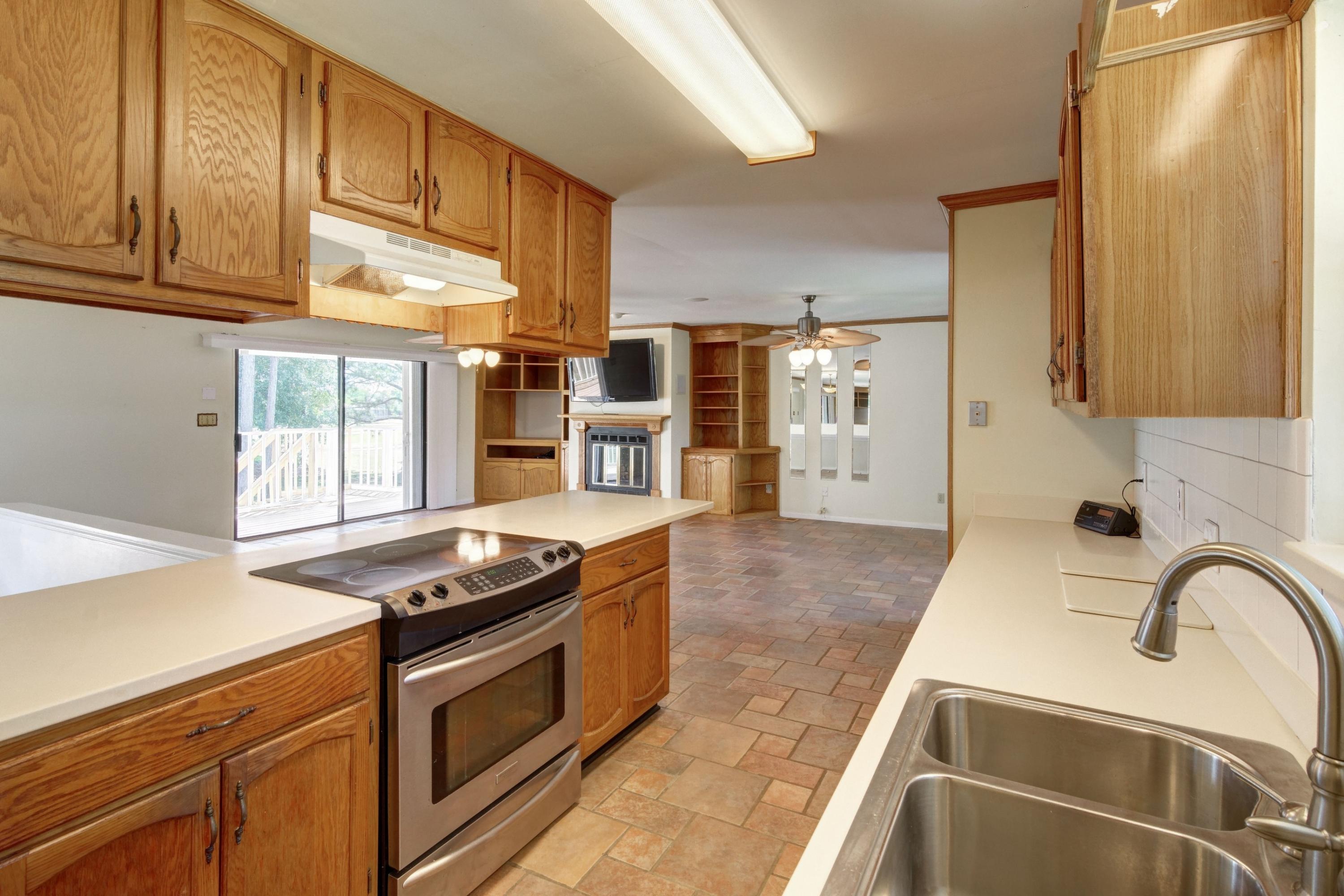 TIGER POINT VILLAGE 1 - 3 - Residential