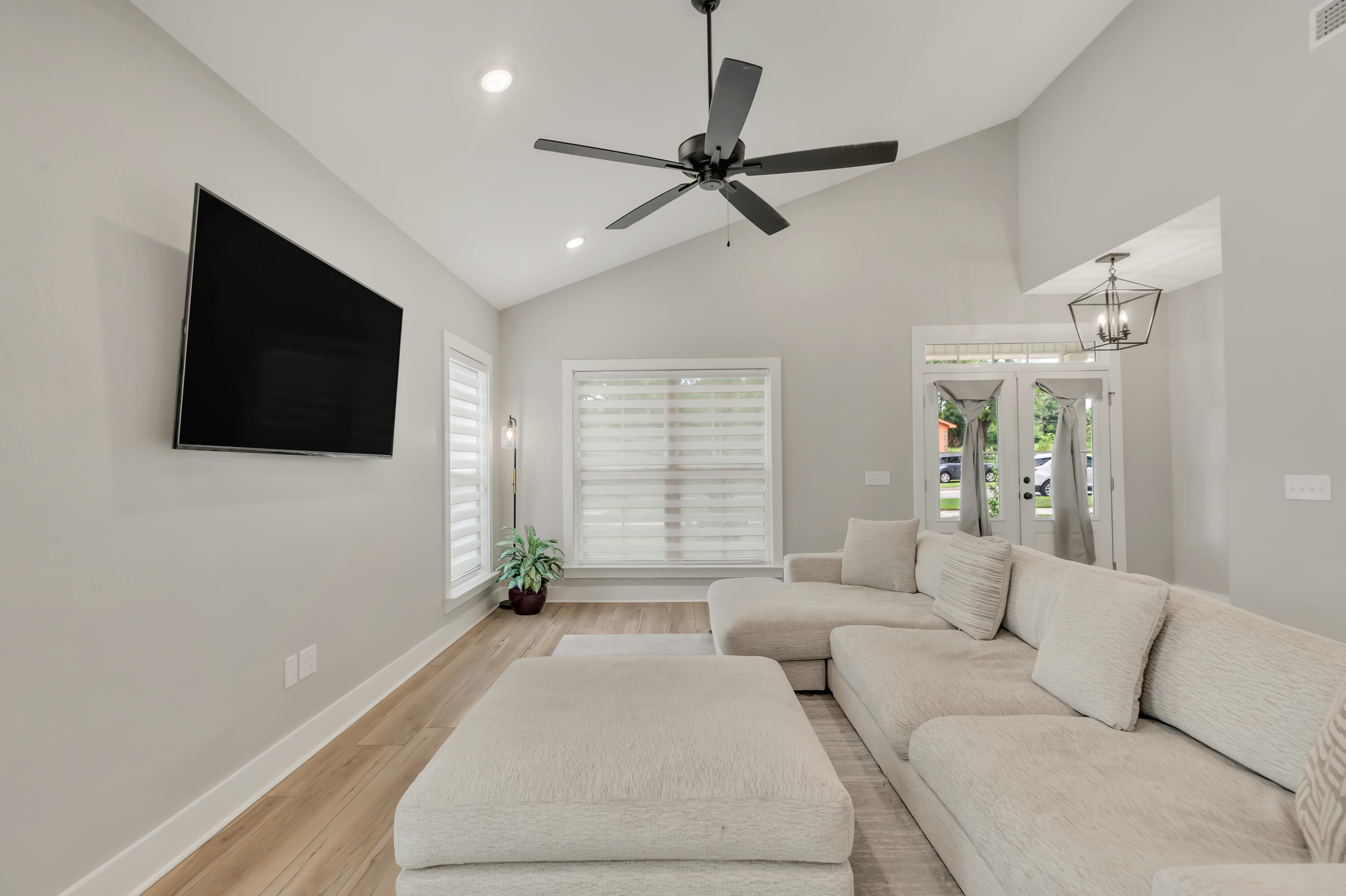 NORTH HILL HIGHLANDS - Residential