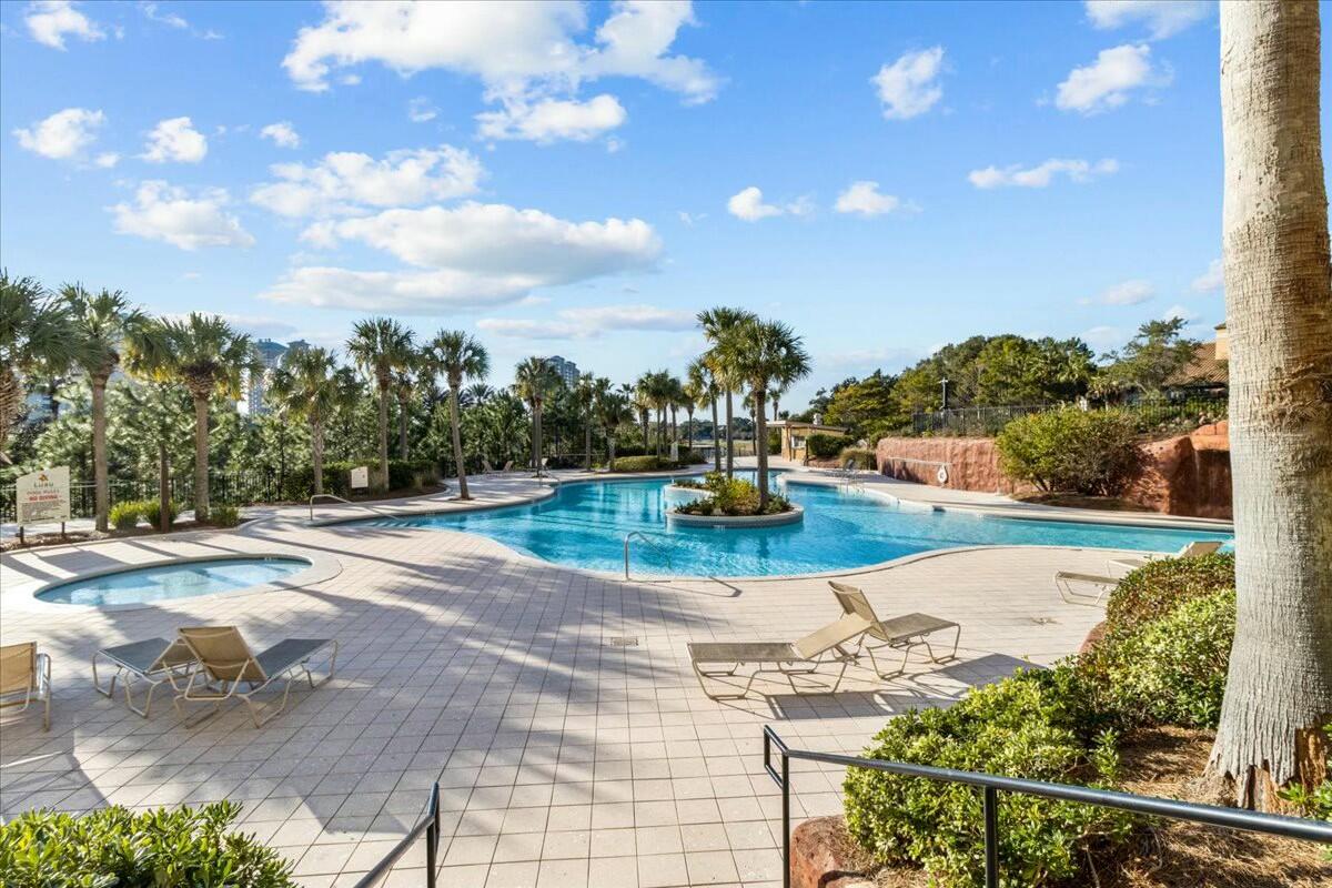 LUAU II - Residential