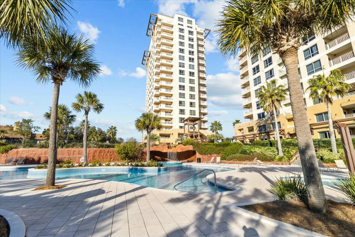 LUAU II - Residential