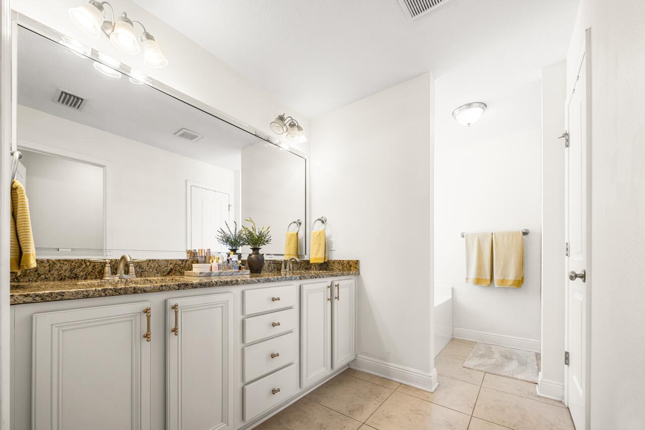 Mosaic Oaks - Residential Lease