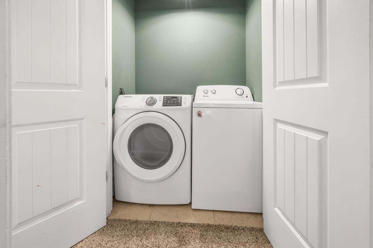 Mosaic Oaks - Residential Lease