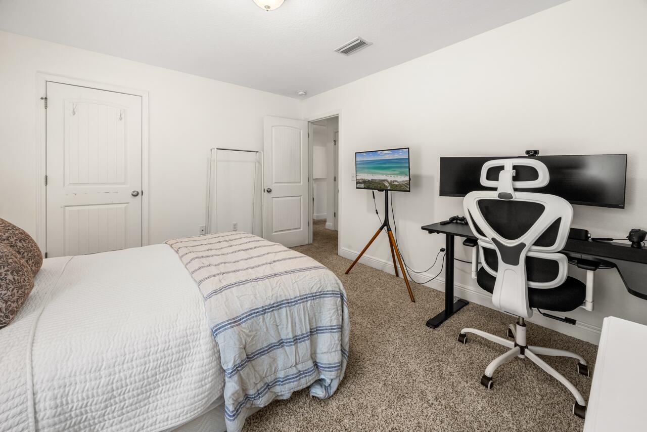 Mosaic Oaks - Residential Lease