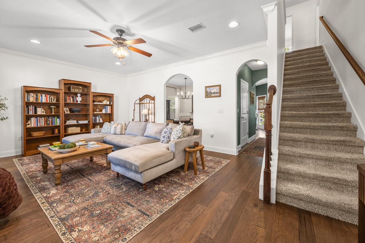 Mosaic Oaks - Residential Lease