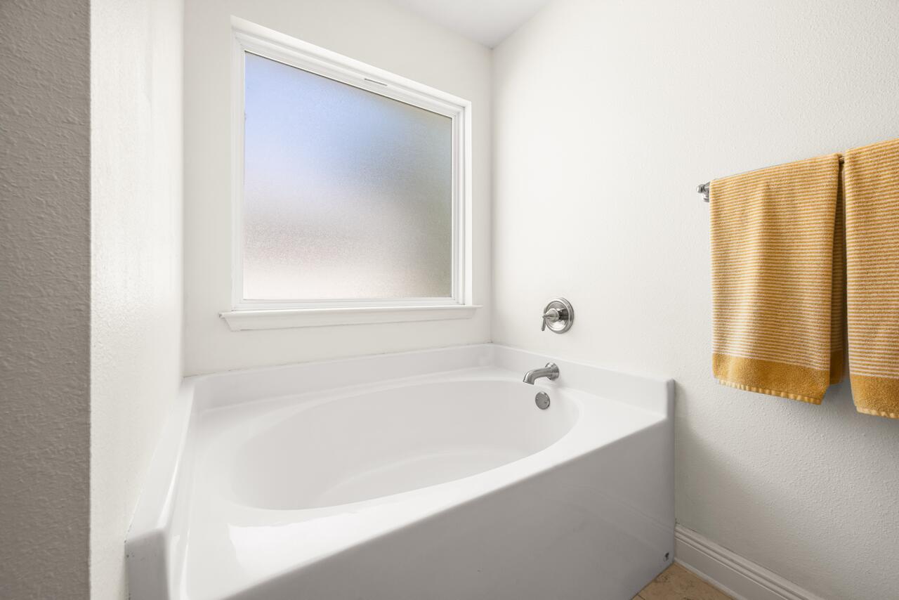 Mosaic Oaks - Residential Lease