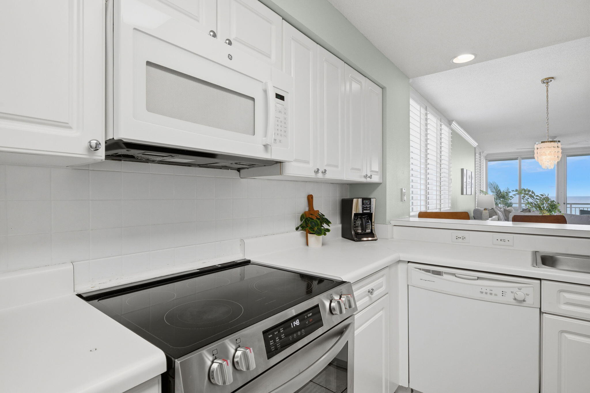 PEARL OF NAVARRE (THE) - Residential