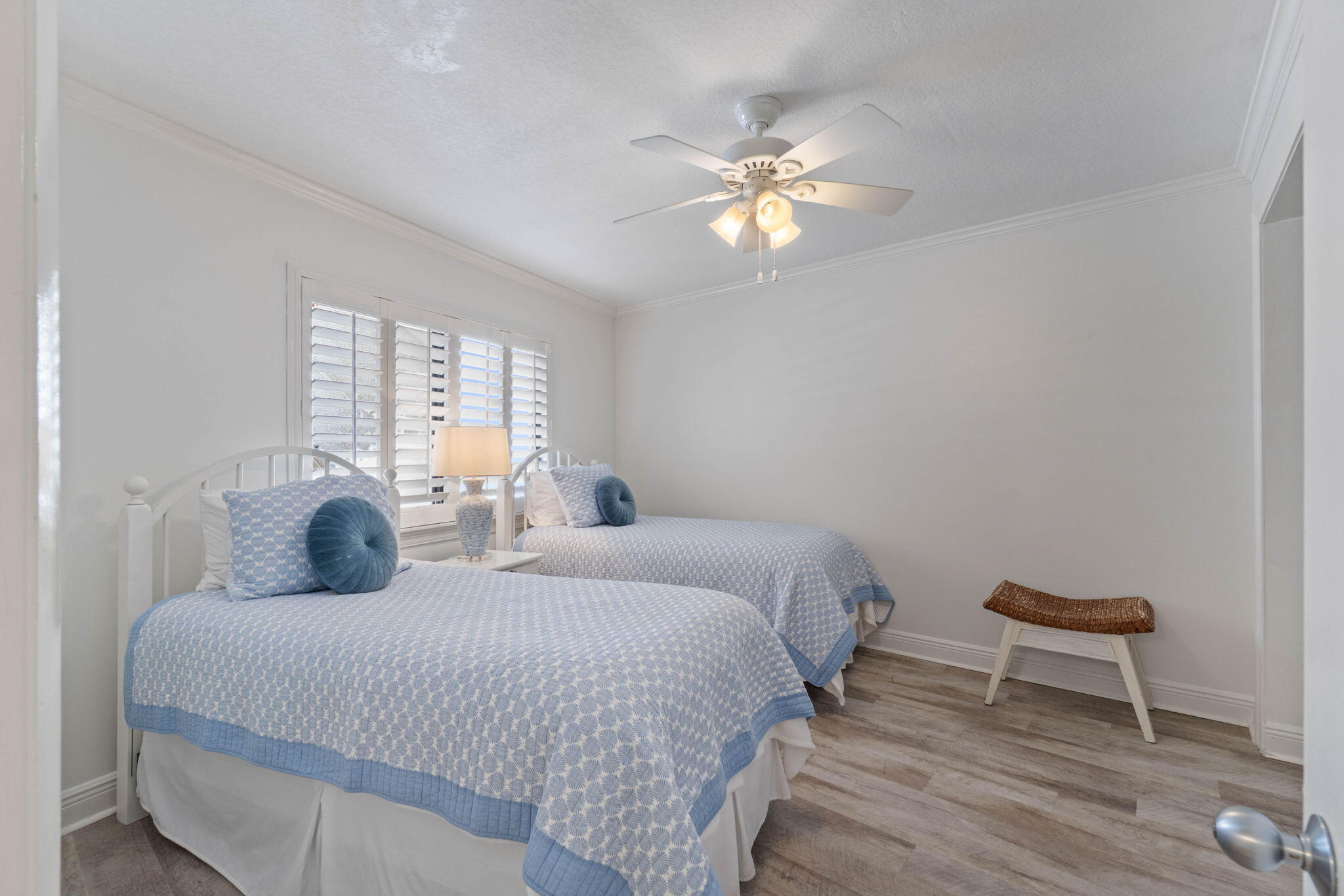 MAINSAIL CONDO PH 1 - Residential