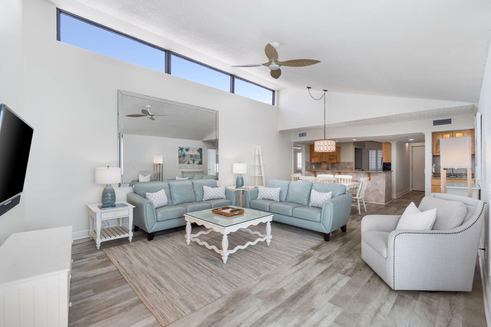 MAINSAIL CONDO PH 1 - Residential