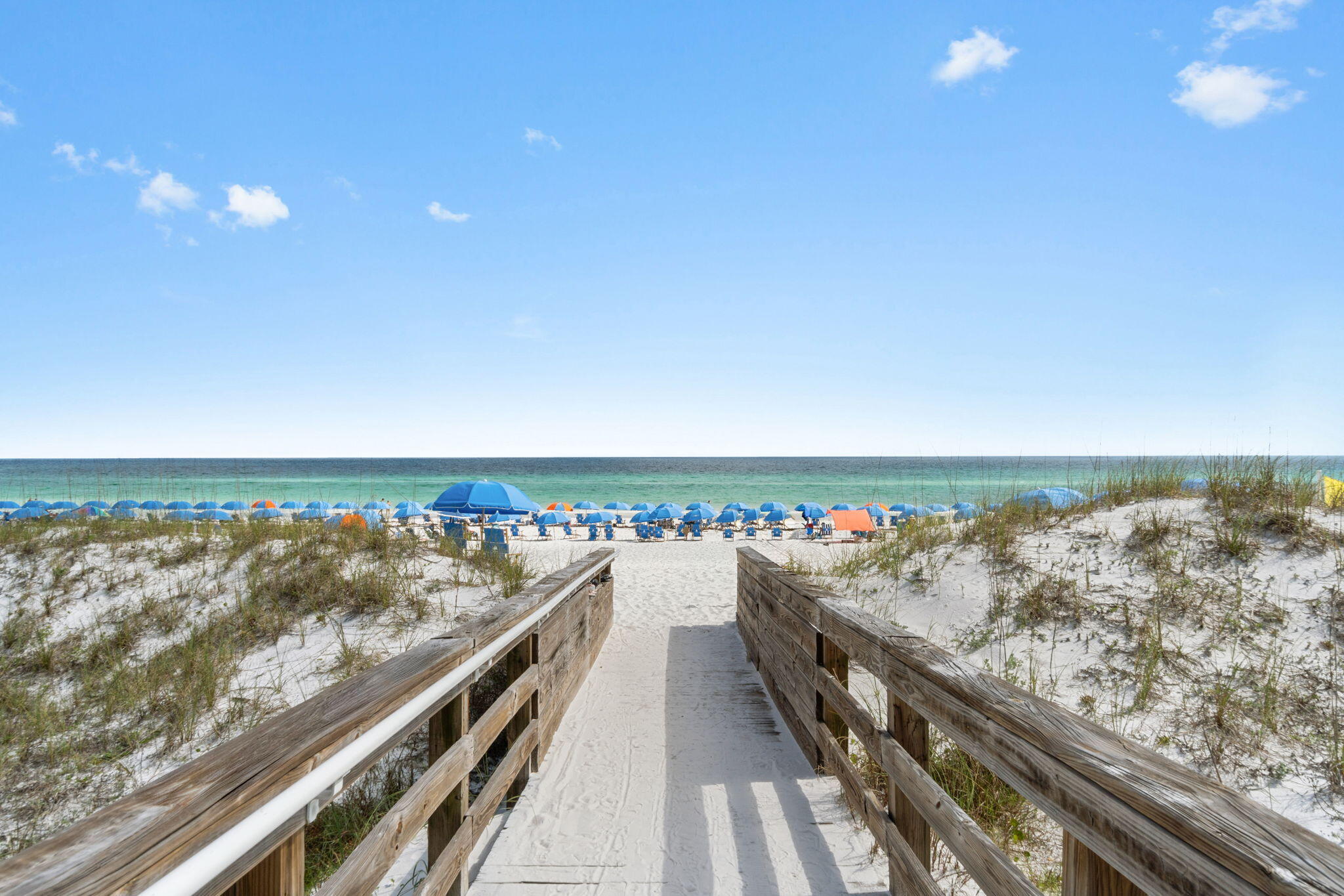 MAINSAIL CONDO PH 1 - Residential