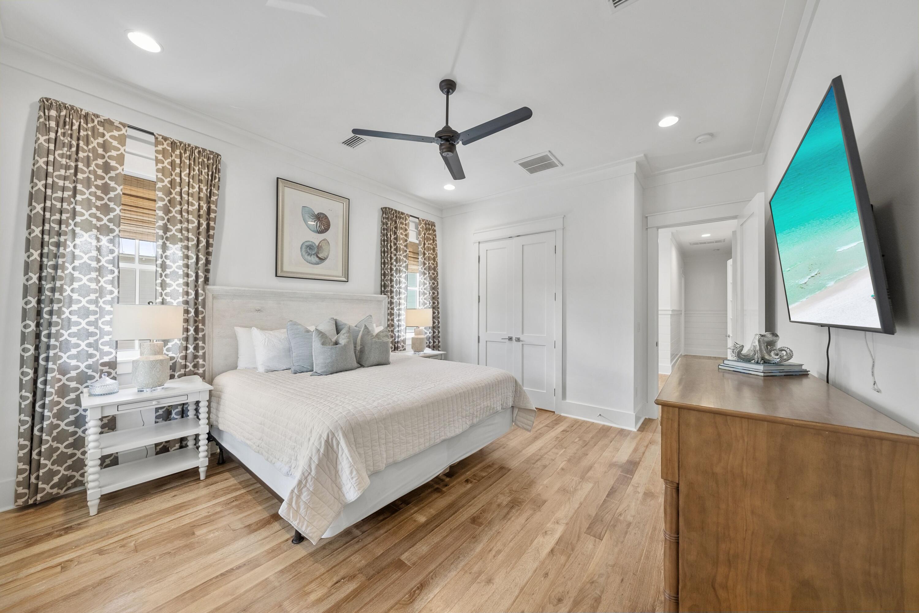 WATERCOLOR - Residential