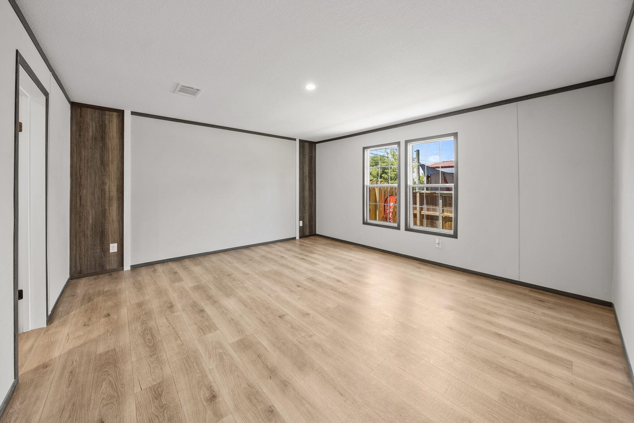 NO RECORDED SUBDIVISION - Residential