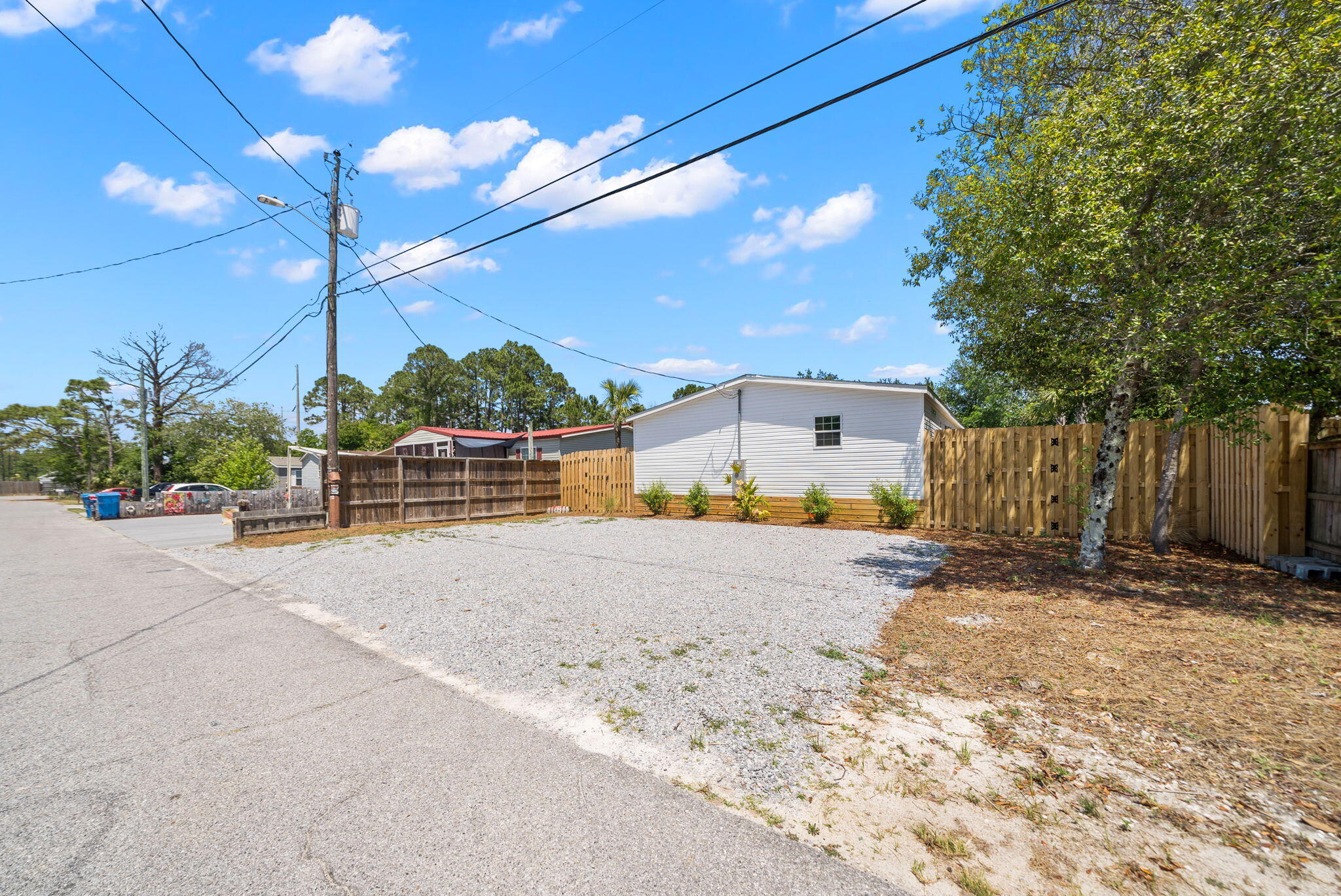 NO RECORDED SUBDIVISION - Residential