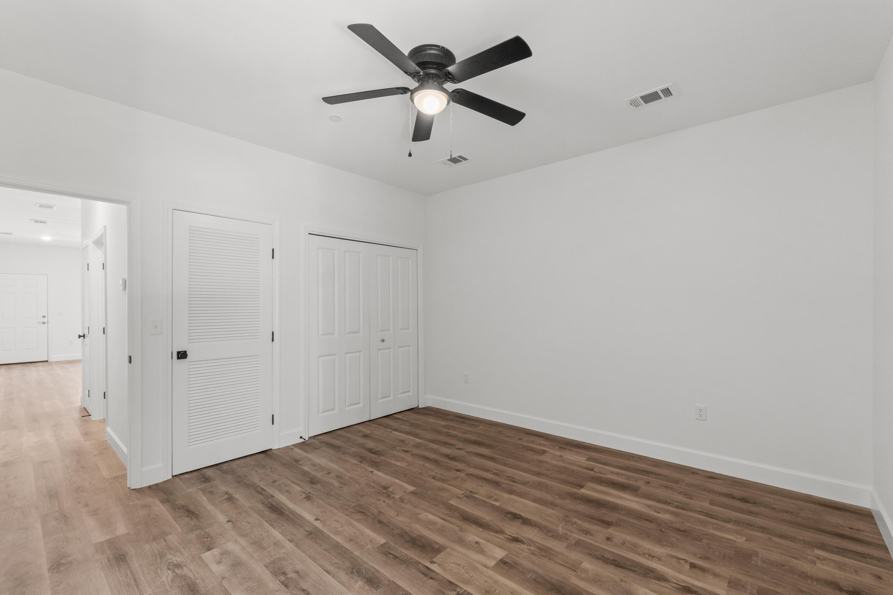 BARROW APARTMENTS - Residential Lease