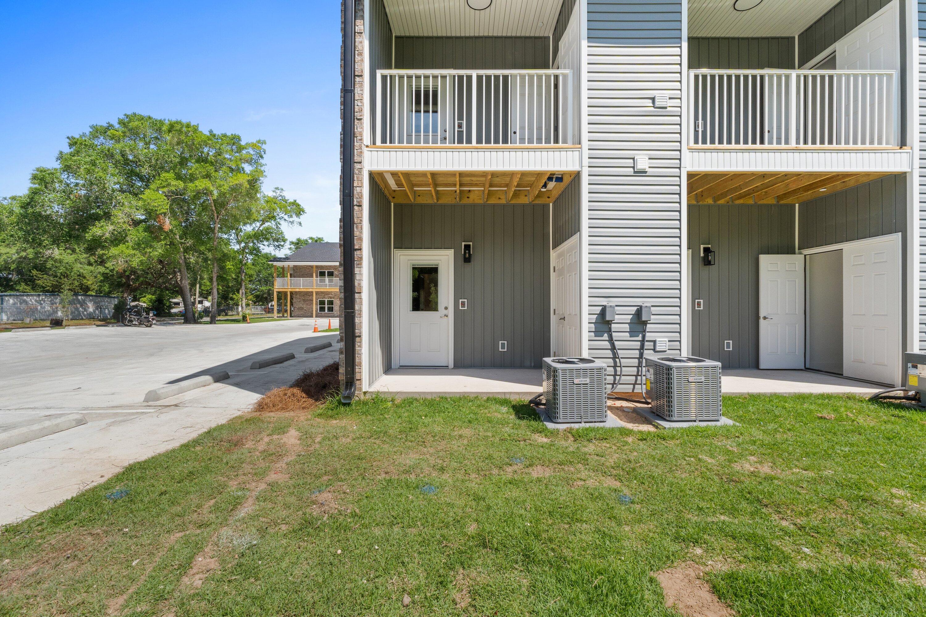BARROW APARTMENTS - Residential Lease