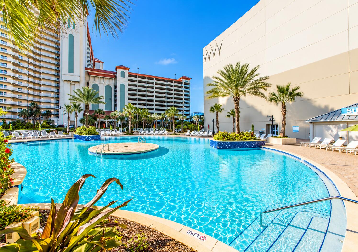9902 S Thomas Drive UNIT 838