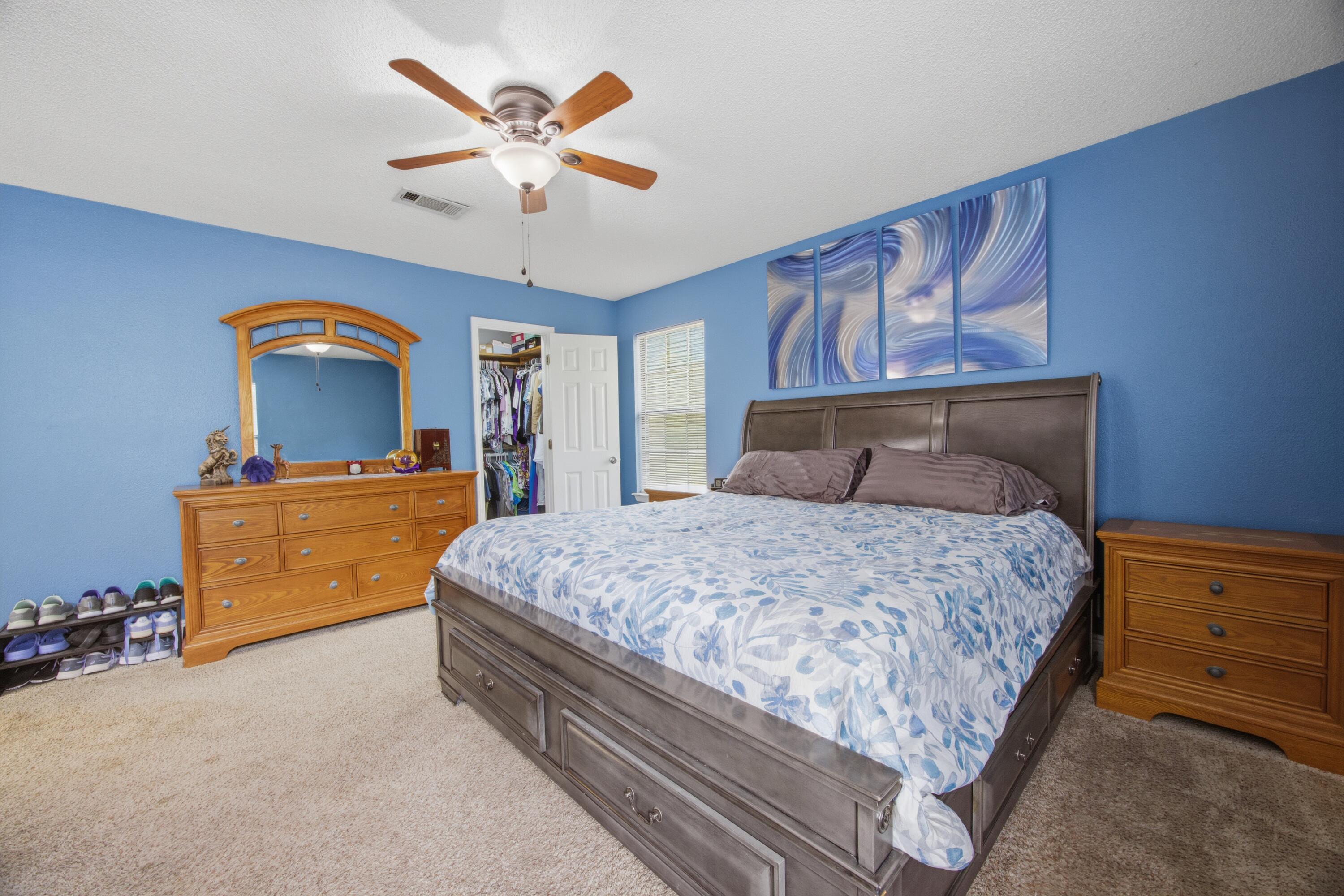 COM SE COR OF W1/2 OF SEC N100 FT W60 FT TO POB W240 - Residential