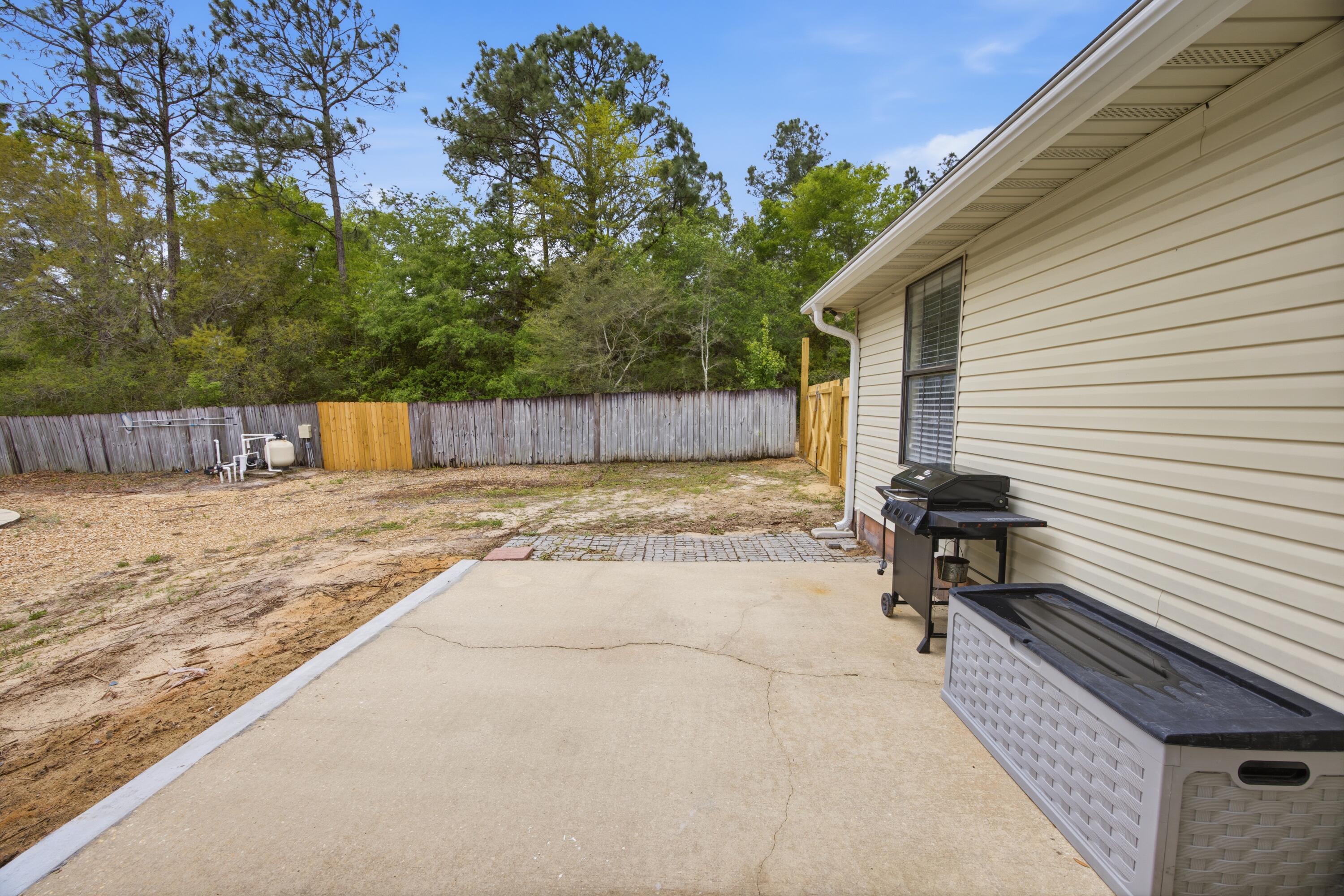 COM SE COR OF W1/2 OF SEC N100 FT W60 FT TO POB W240 - Residential