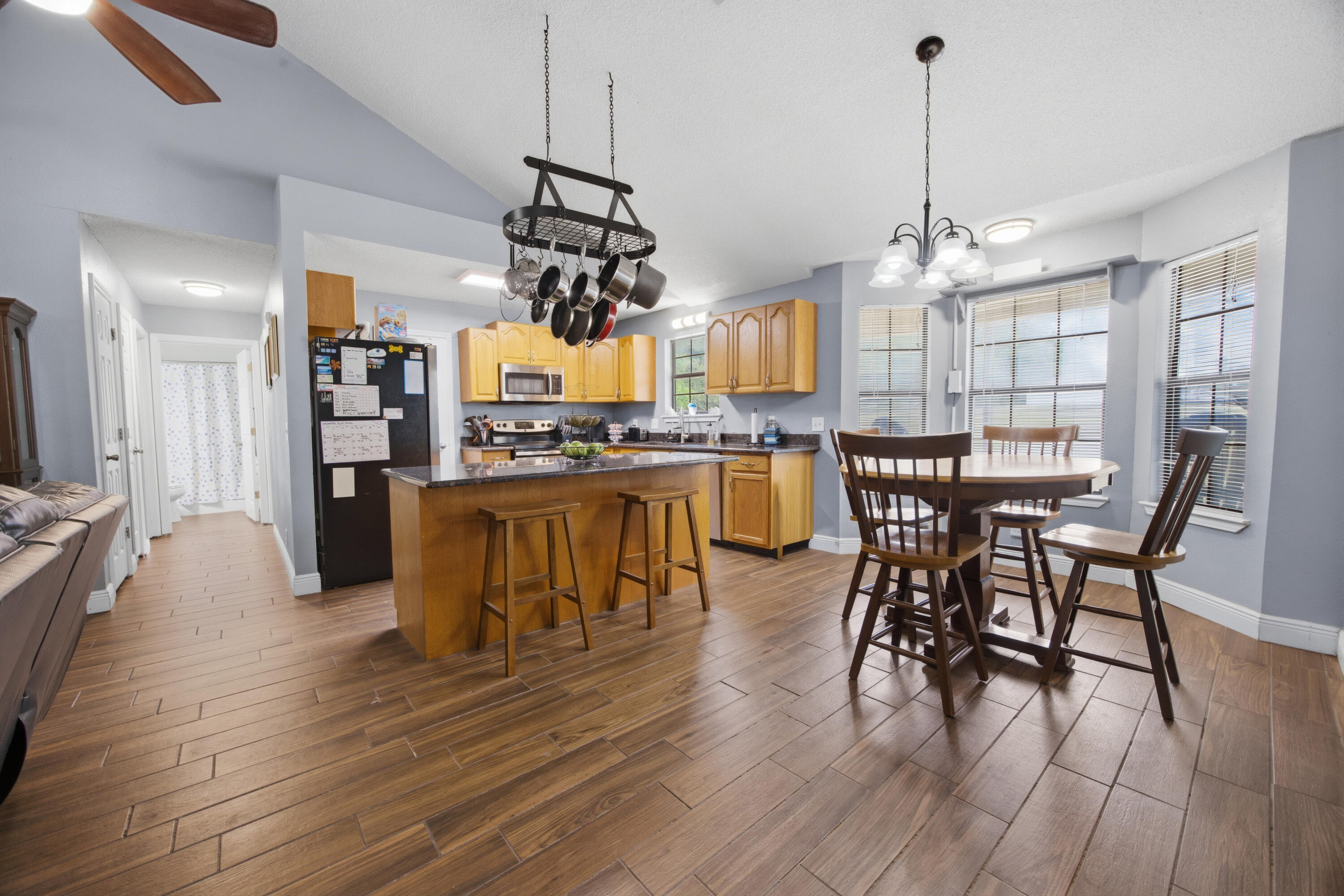 COM SE COR OF W1/2 OF SEC N100 FT W60 FT TO POB W240 - Residential