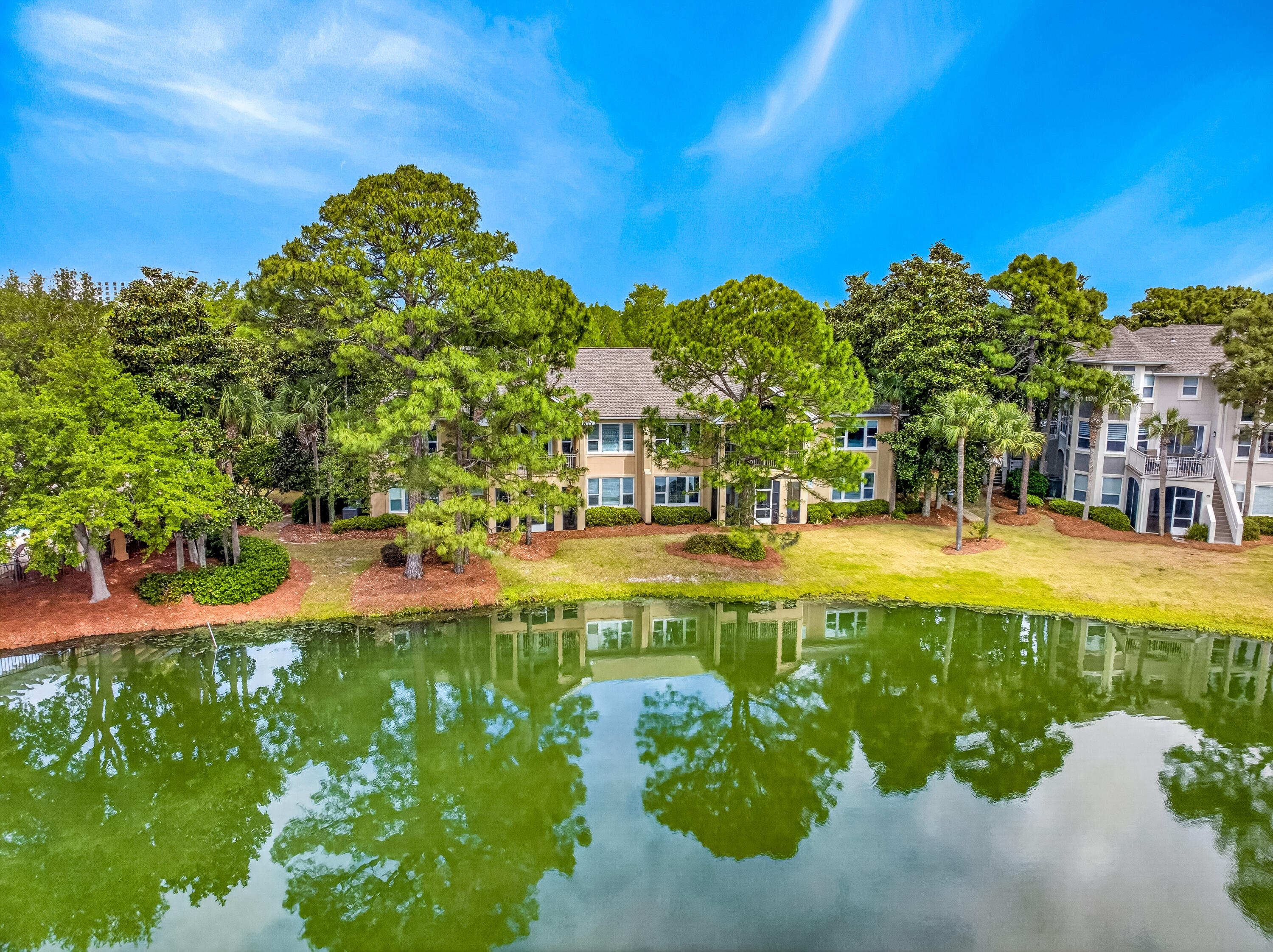 TURNBERRY II - Residential