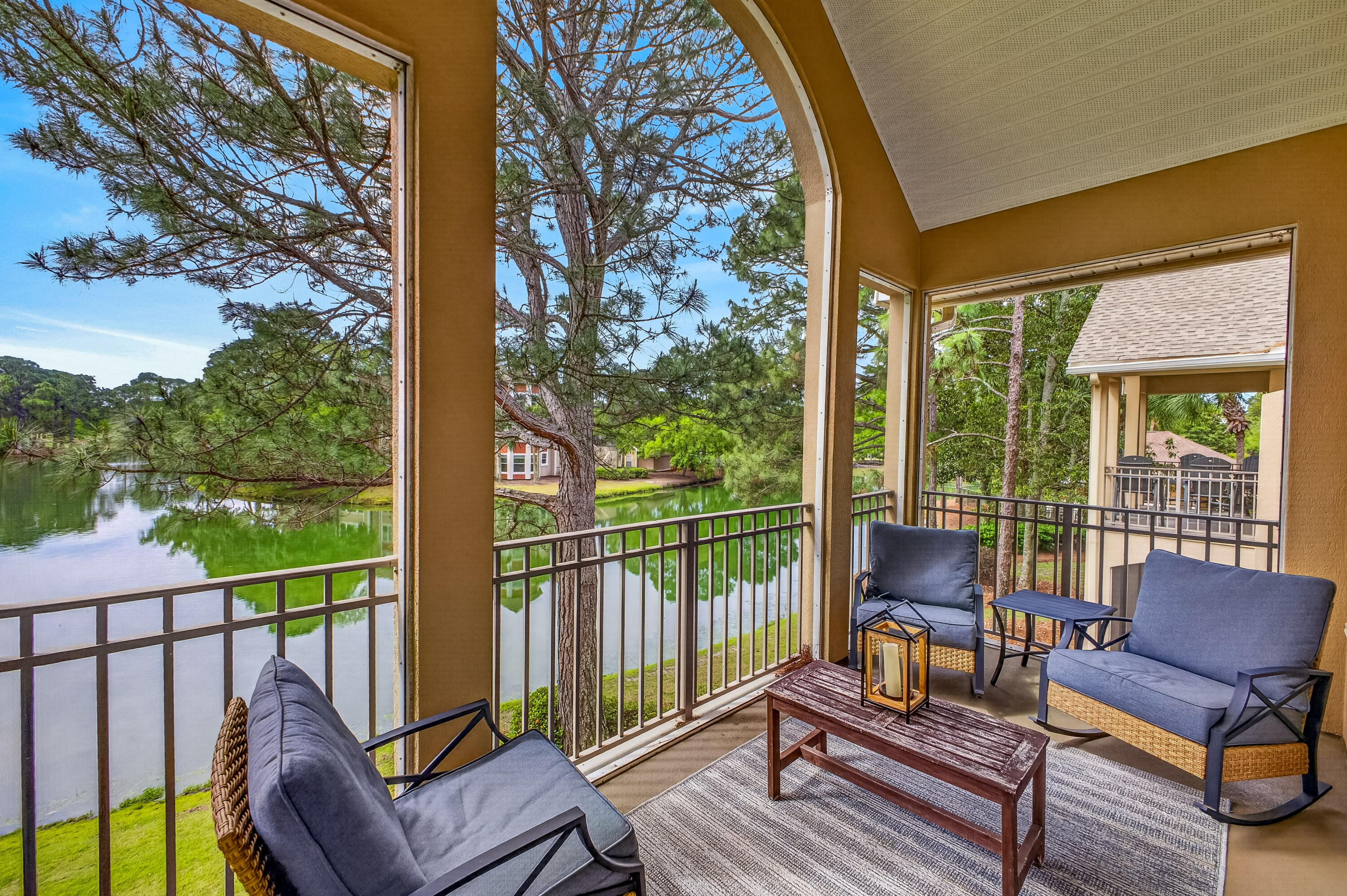 TURNBERRY II - Residential