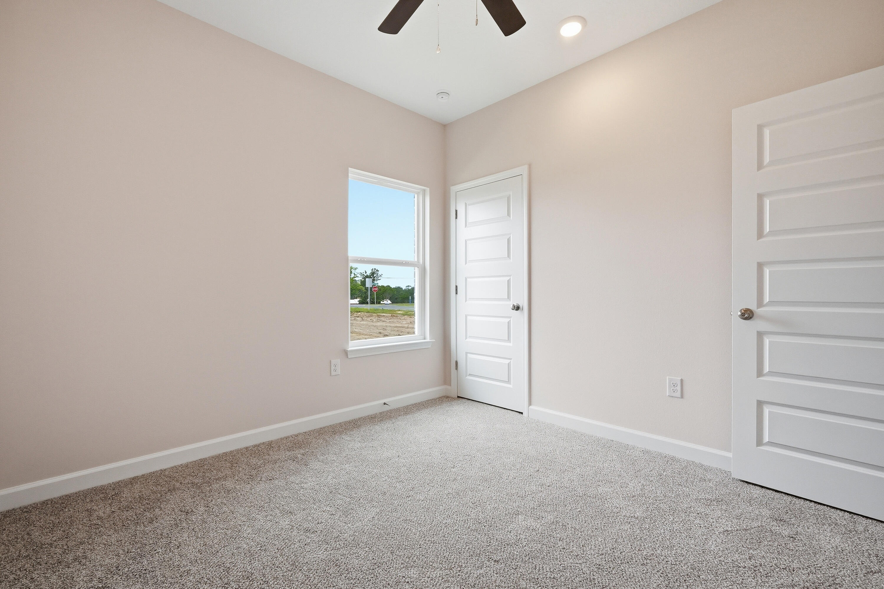 SOUTHERN CHARM - Residential