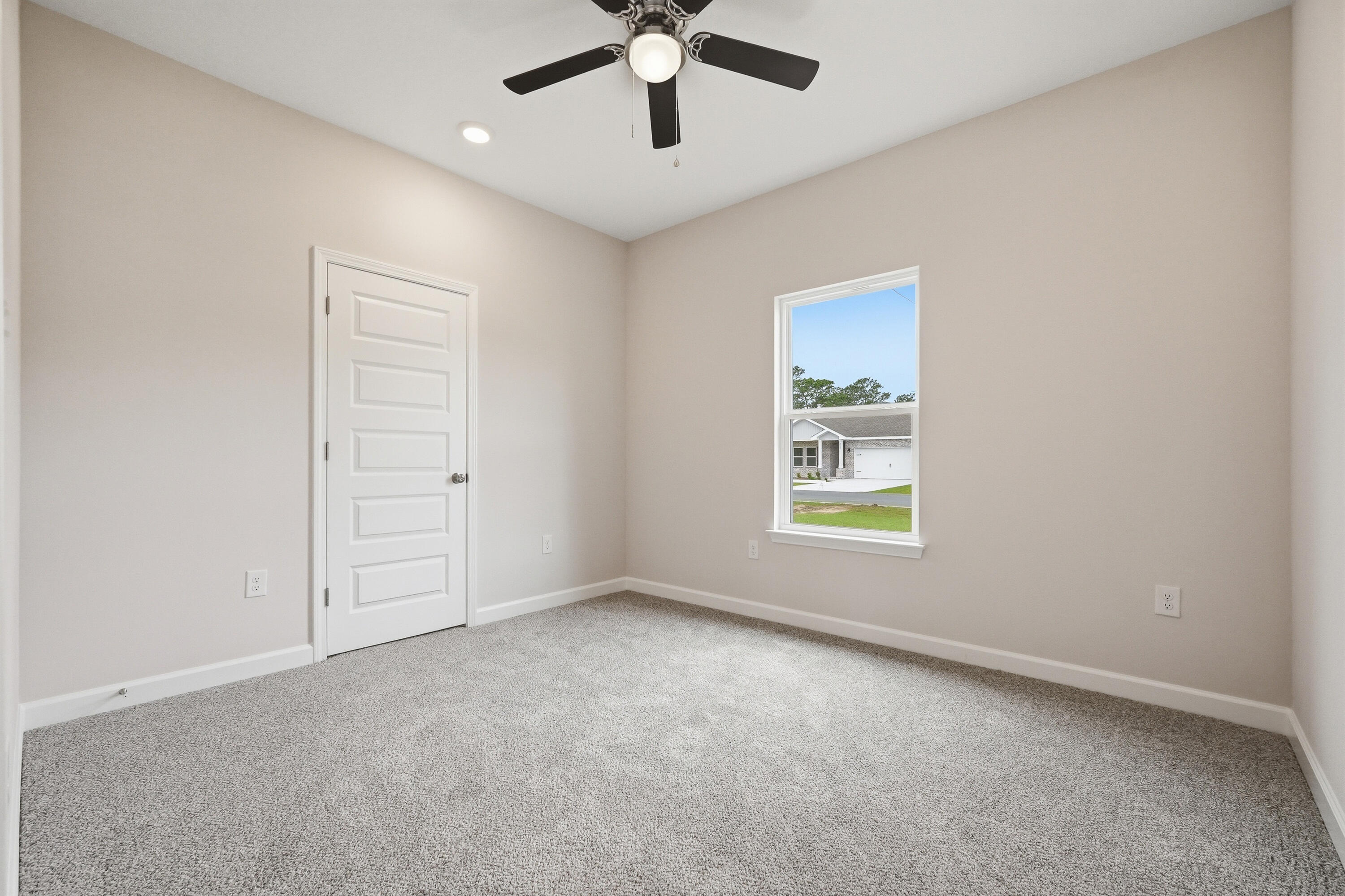 SOUTHERN CHARM - Residential