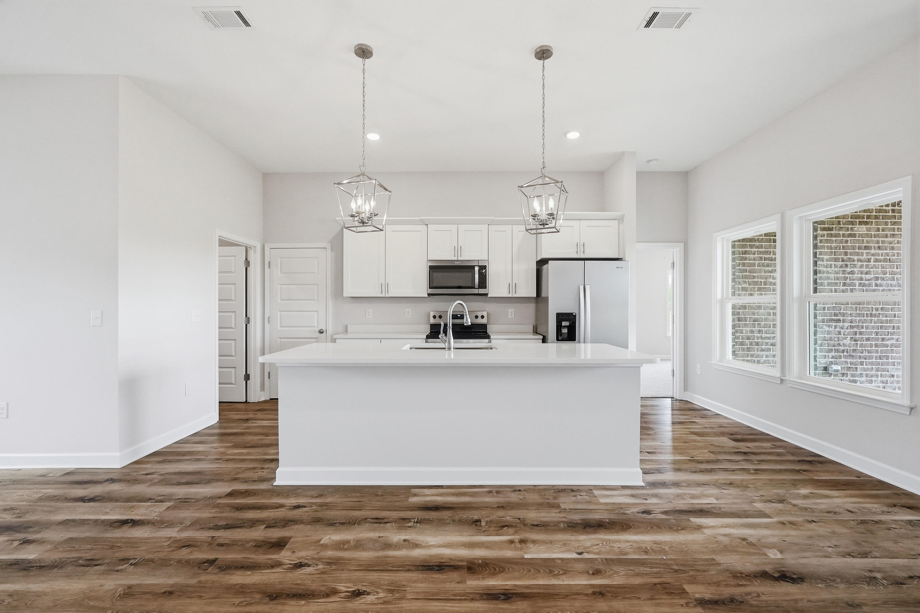 SOUTHERN CHARM - Residential