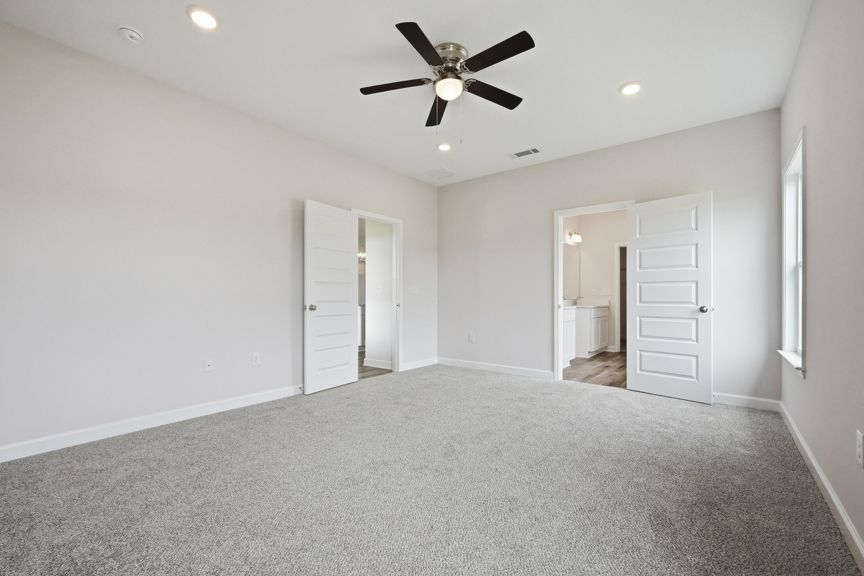 SOUTHERN CHARM - Residential