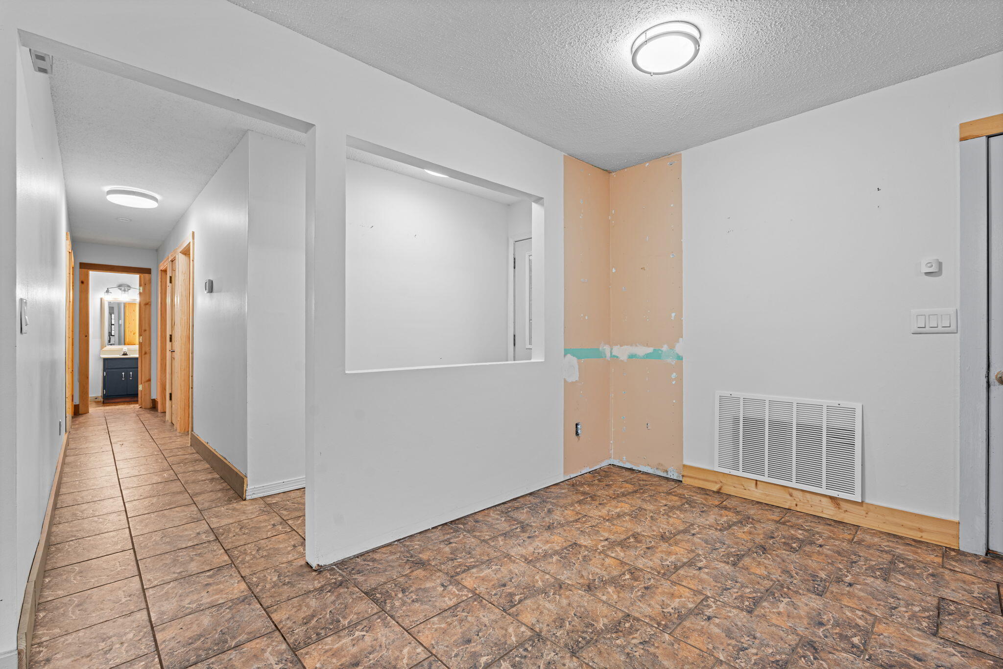 NO RECORDED SUBDIVISION - Residential