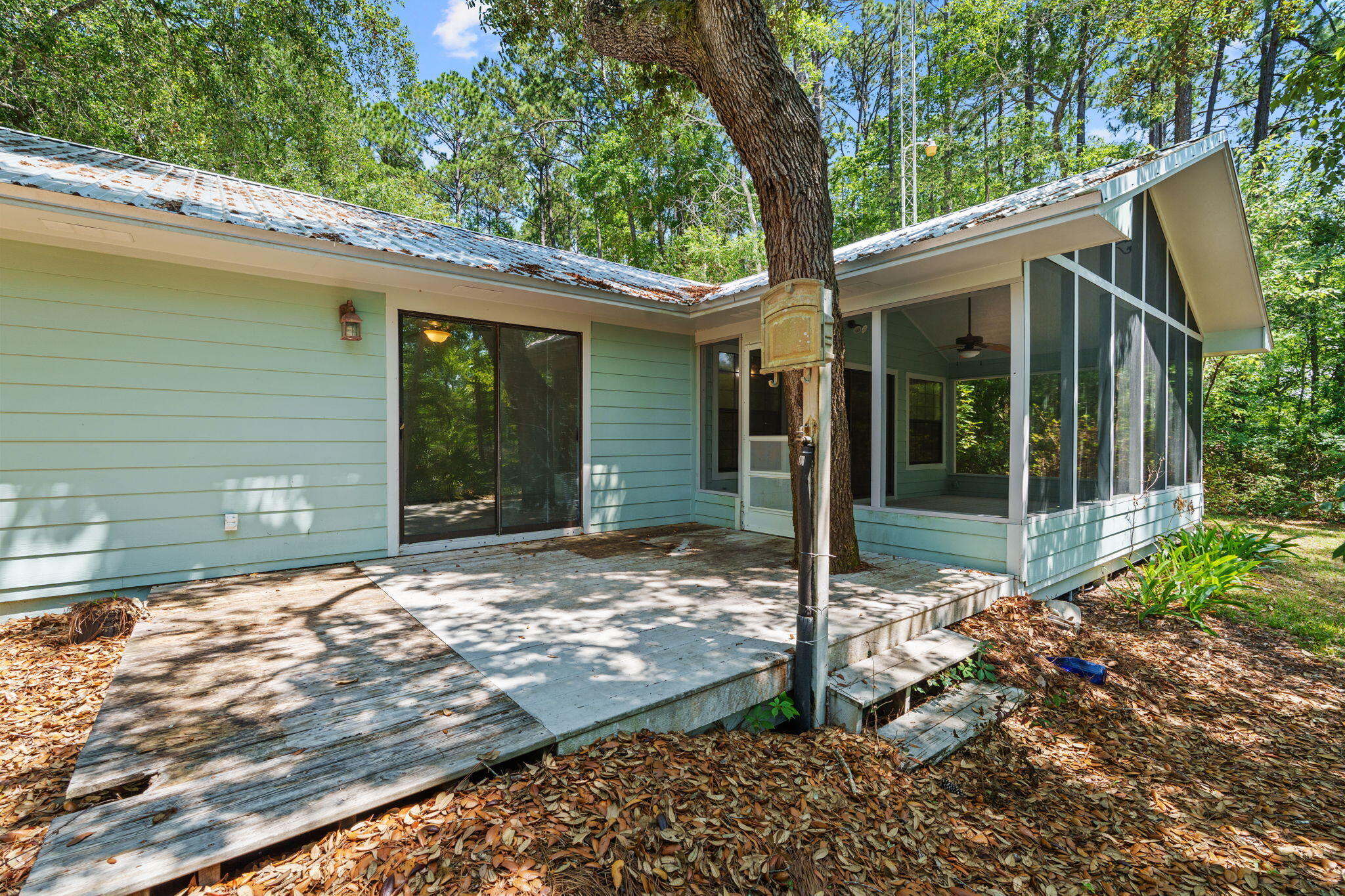 NO RECORDED SUBDIVISION - Residential