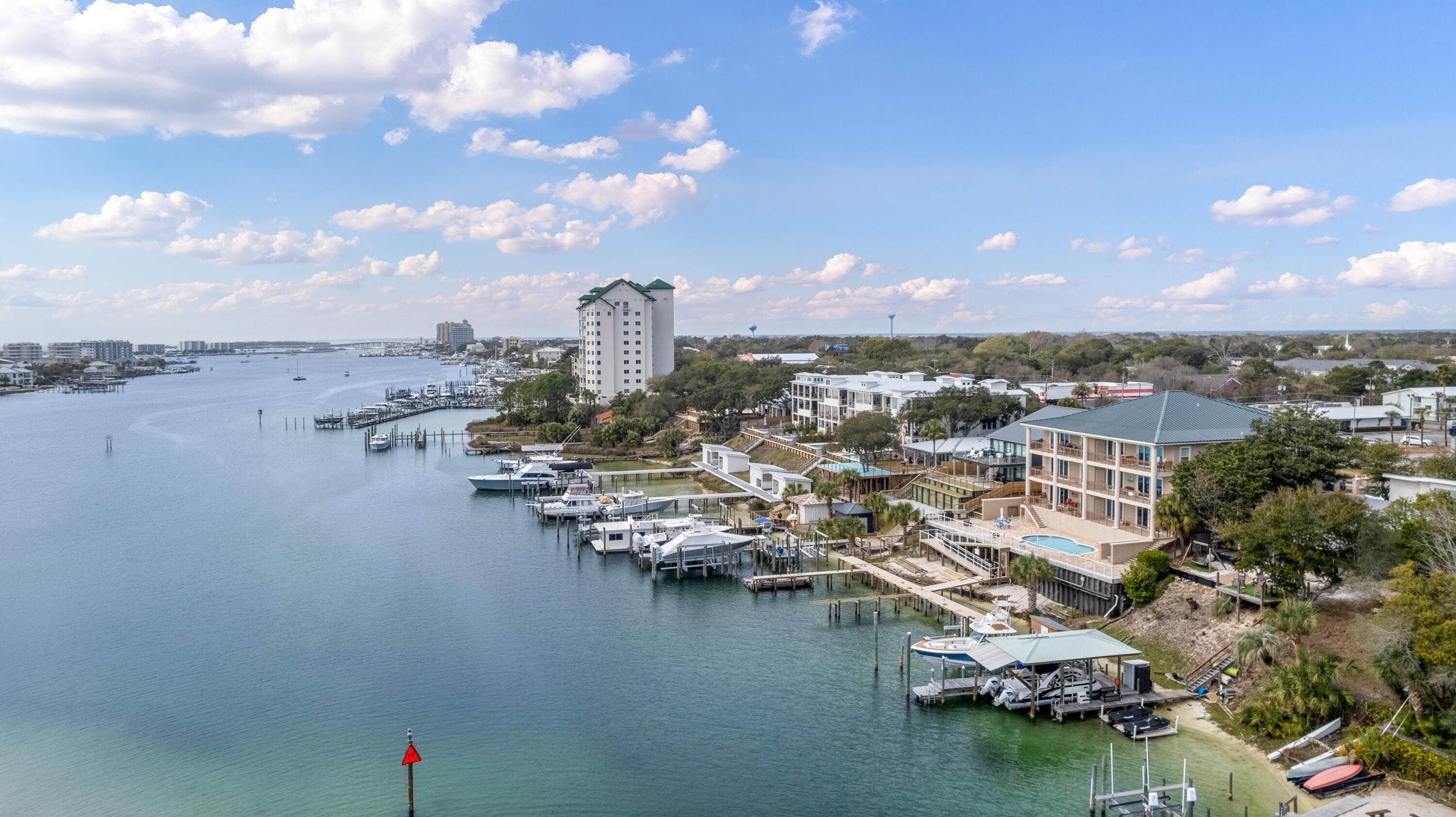 HARBOR PLANTATION - Residential