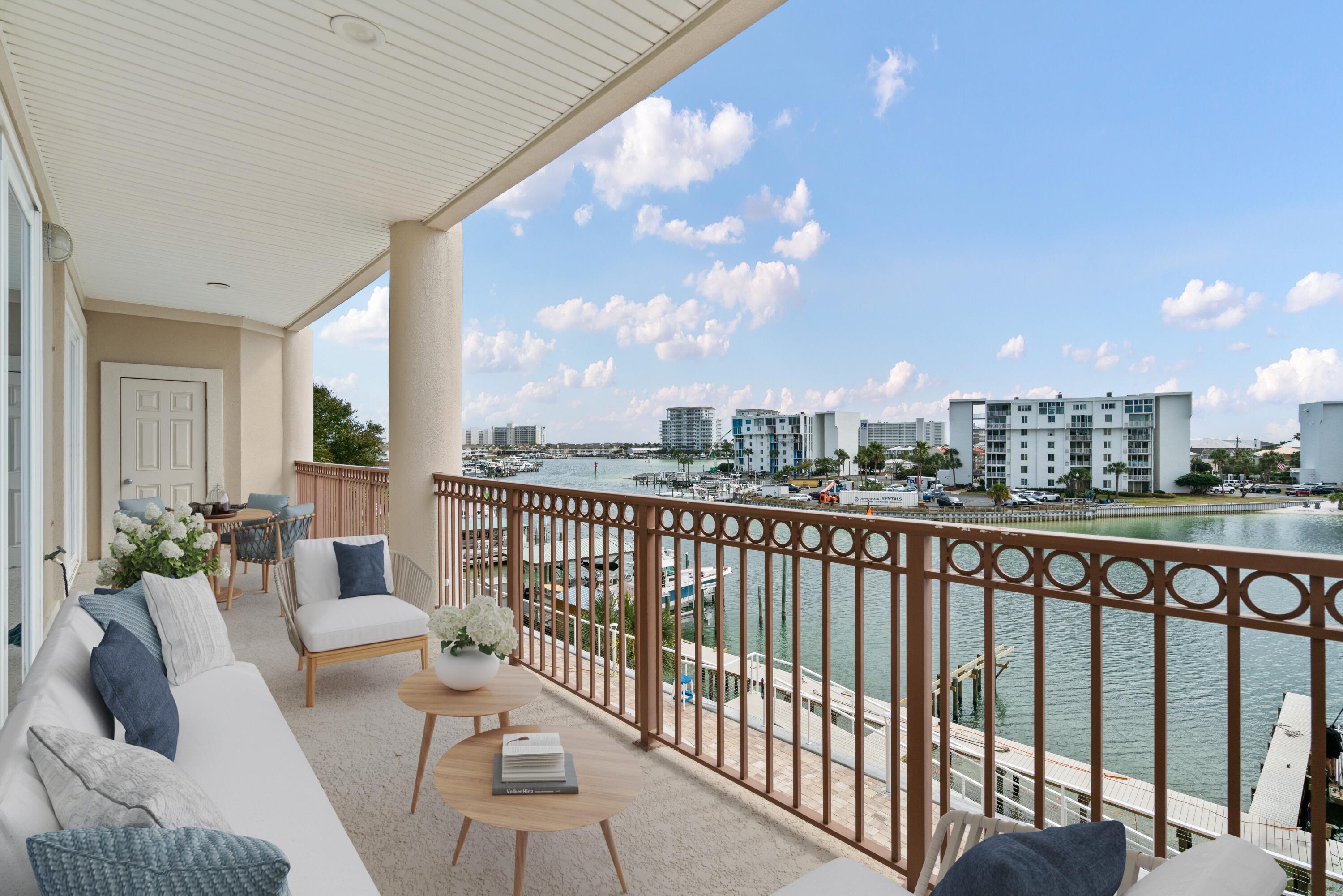 HARBOR PLANTATION - Residential