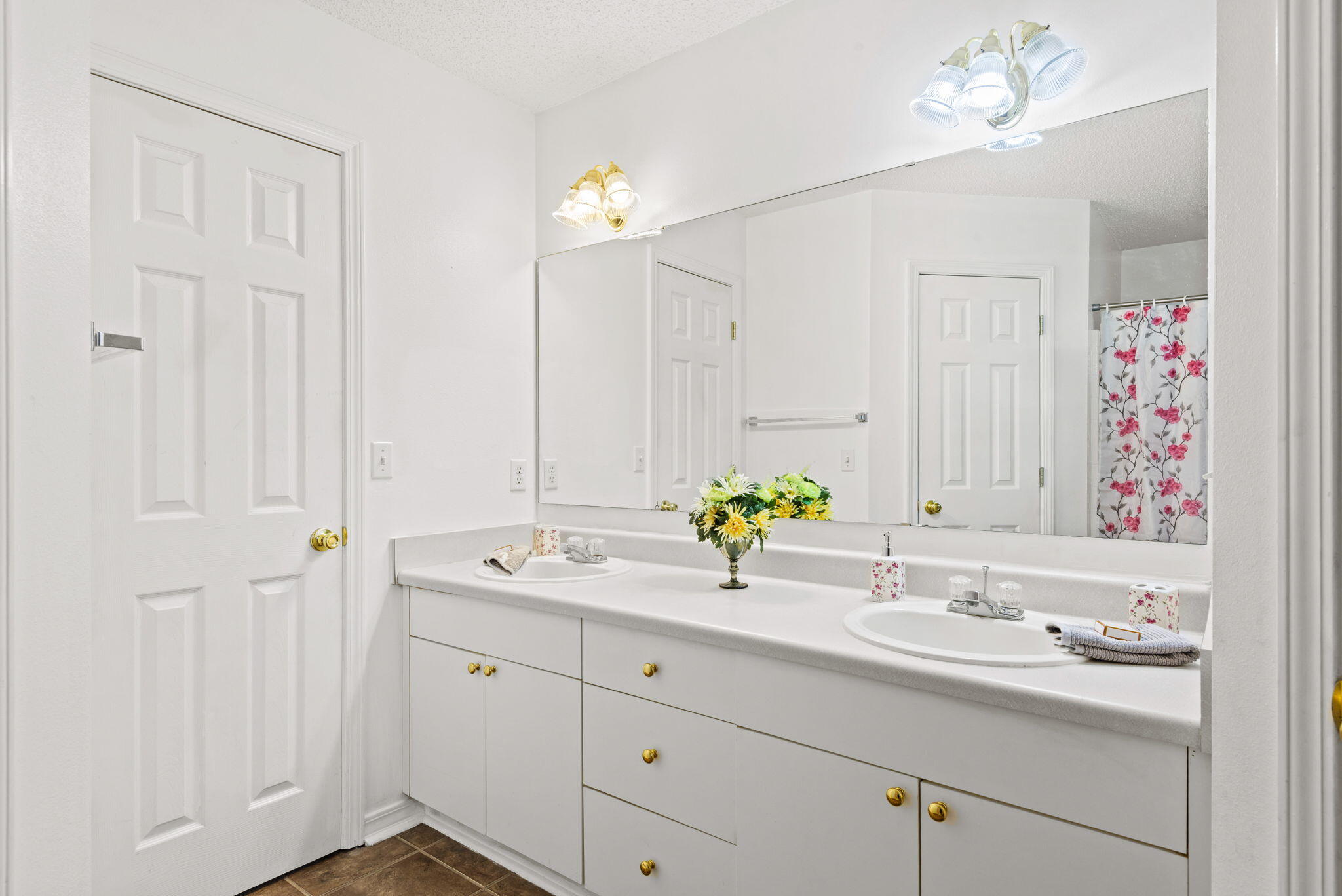 COUNTRYVIEW ESTATES - Residential