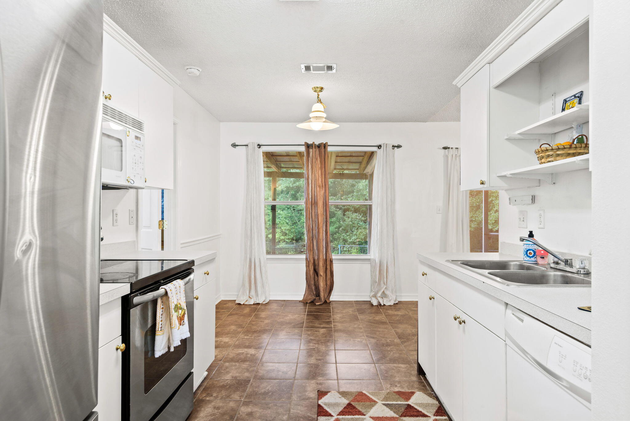 COUNTRYVIEW ESTATES - Residential